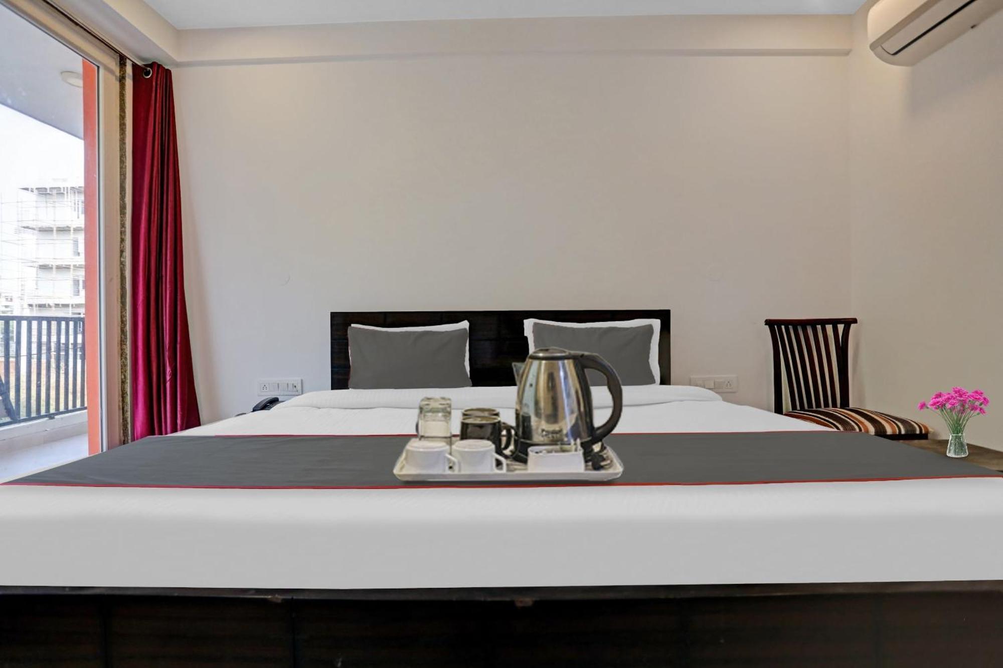 O The Grand Palm Gurgaon