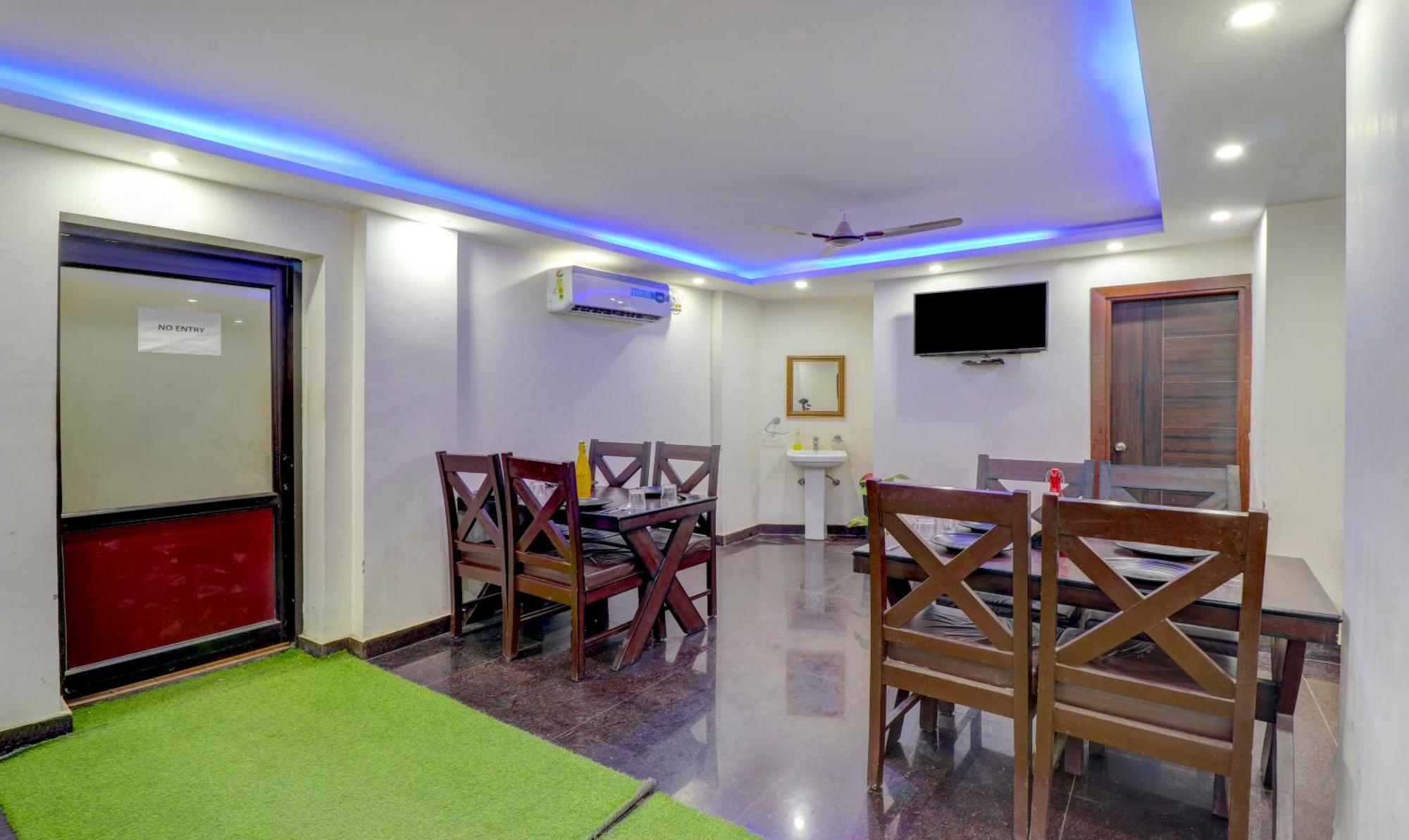 Hotel Townhouse Sushant Lok Phase 1 Formerly Hotel Neven