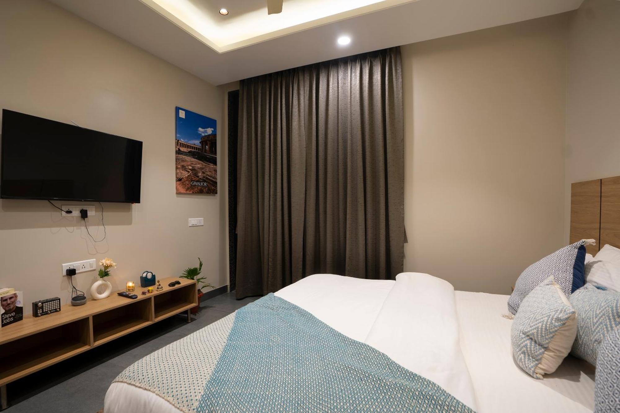 Hotel Vacanza By Westay Luxury Home Gurgaon