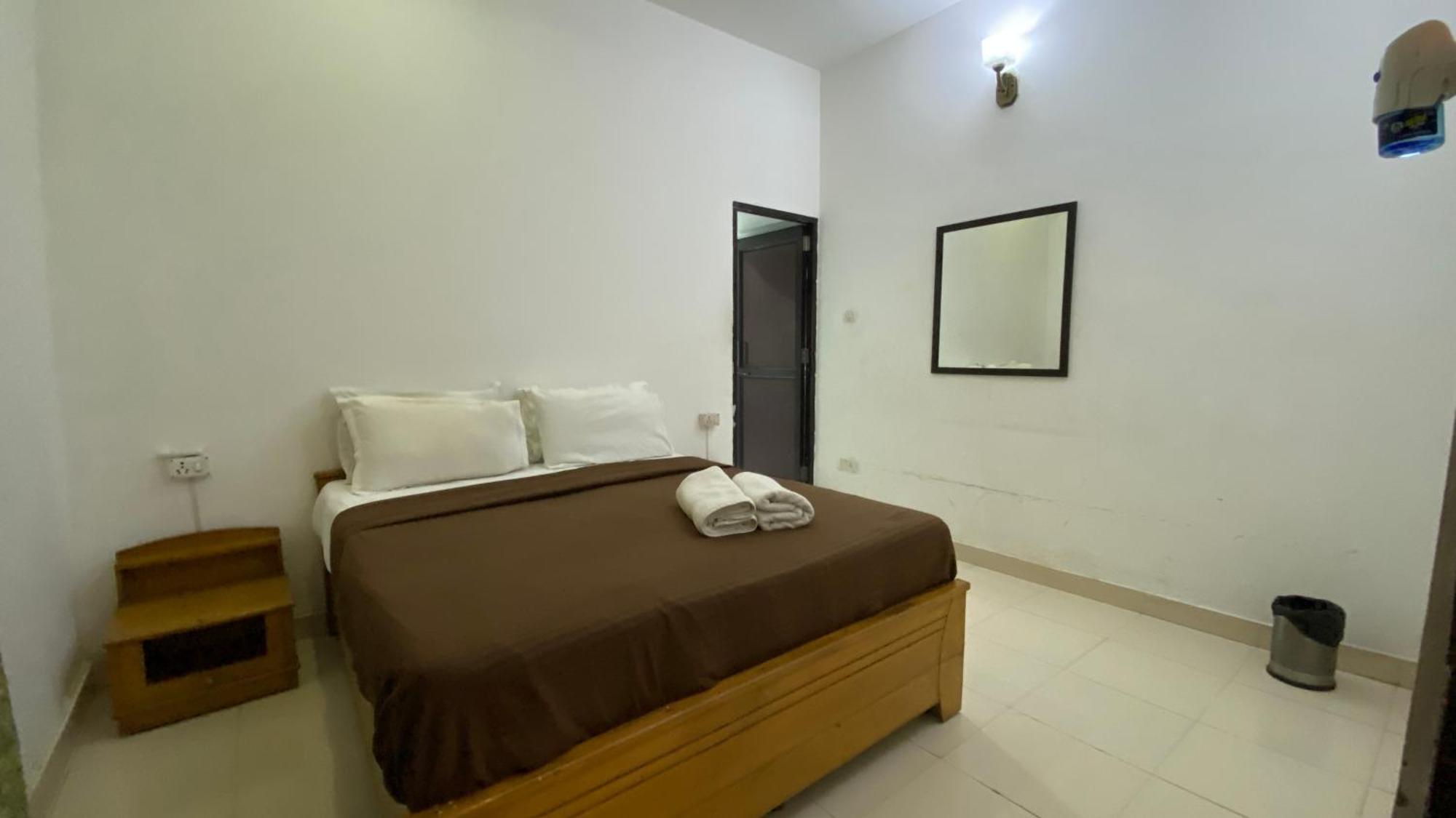 Farm stay Bougainvillea Farm-3bhk Pool Farm House Gurgaon