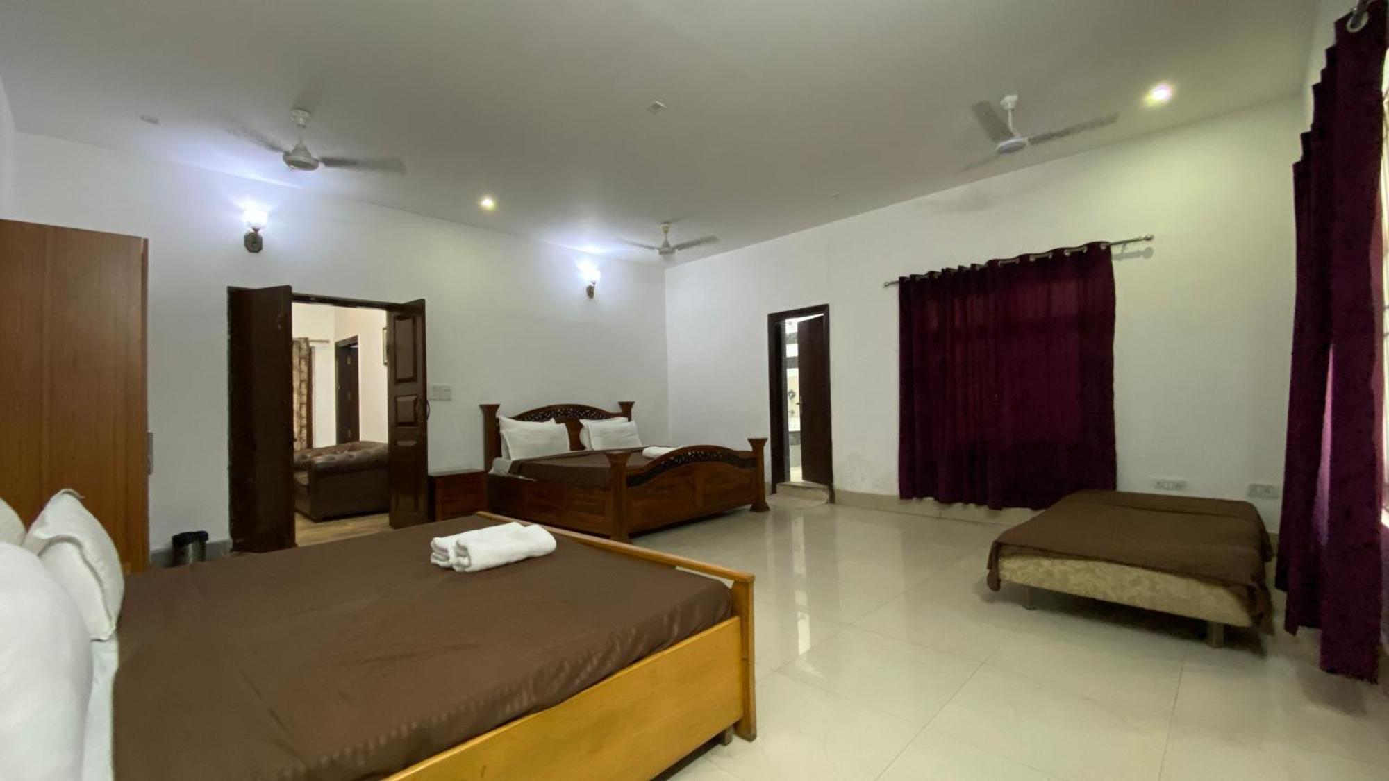Bougainvillea Farm-3bhk Pool Farm House Farm stay