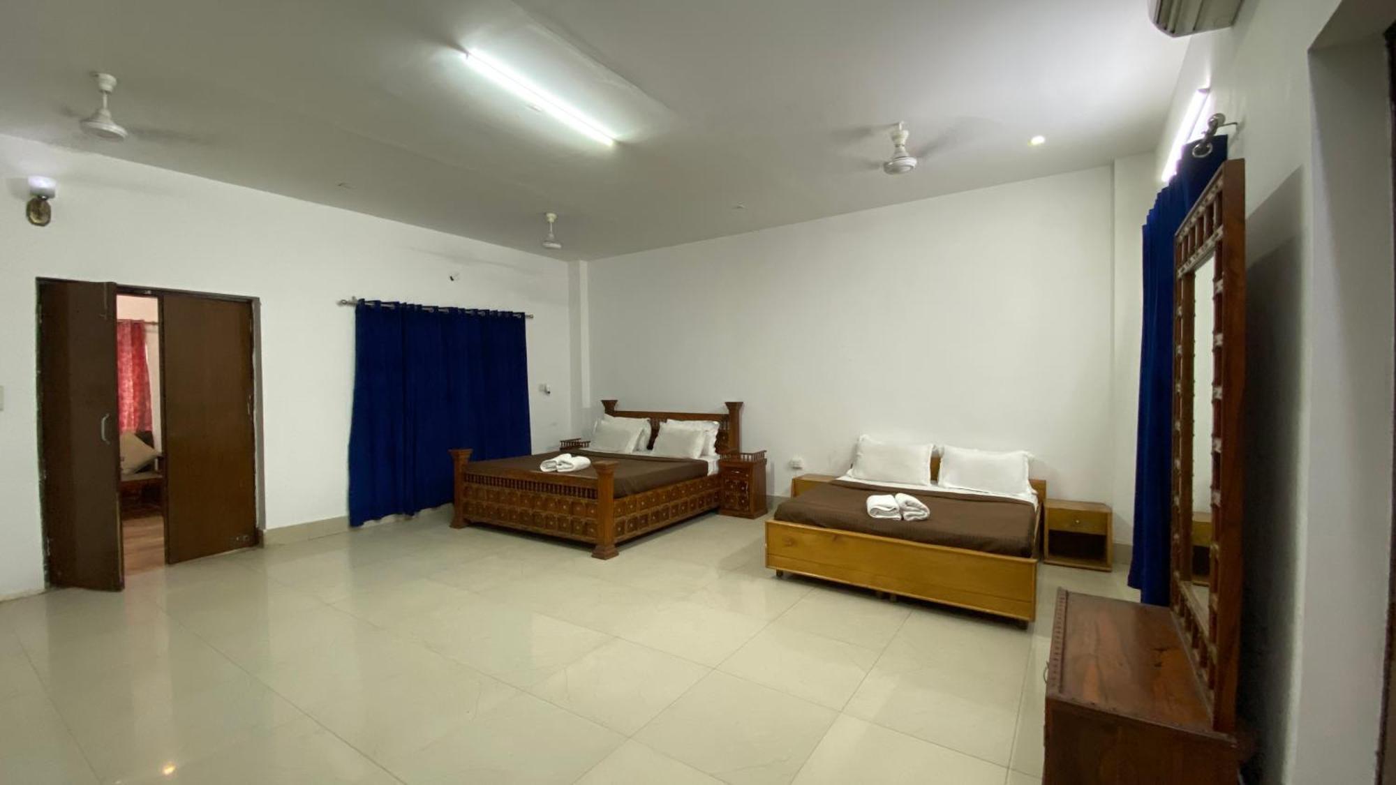 Bougainvillea Farm-3bhk Pool Farm House Farm stay