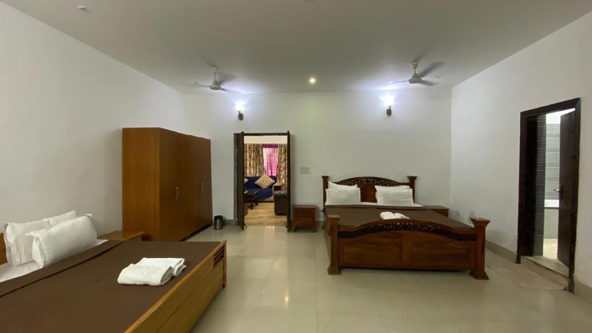 Bougainvillea Farm-3bhk Pool Farm House Farm stay *