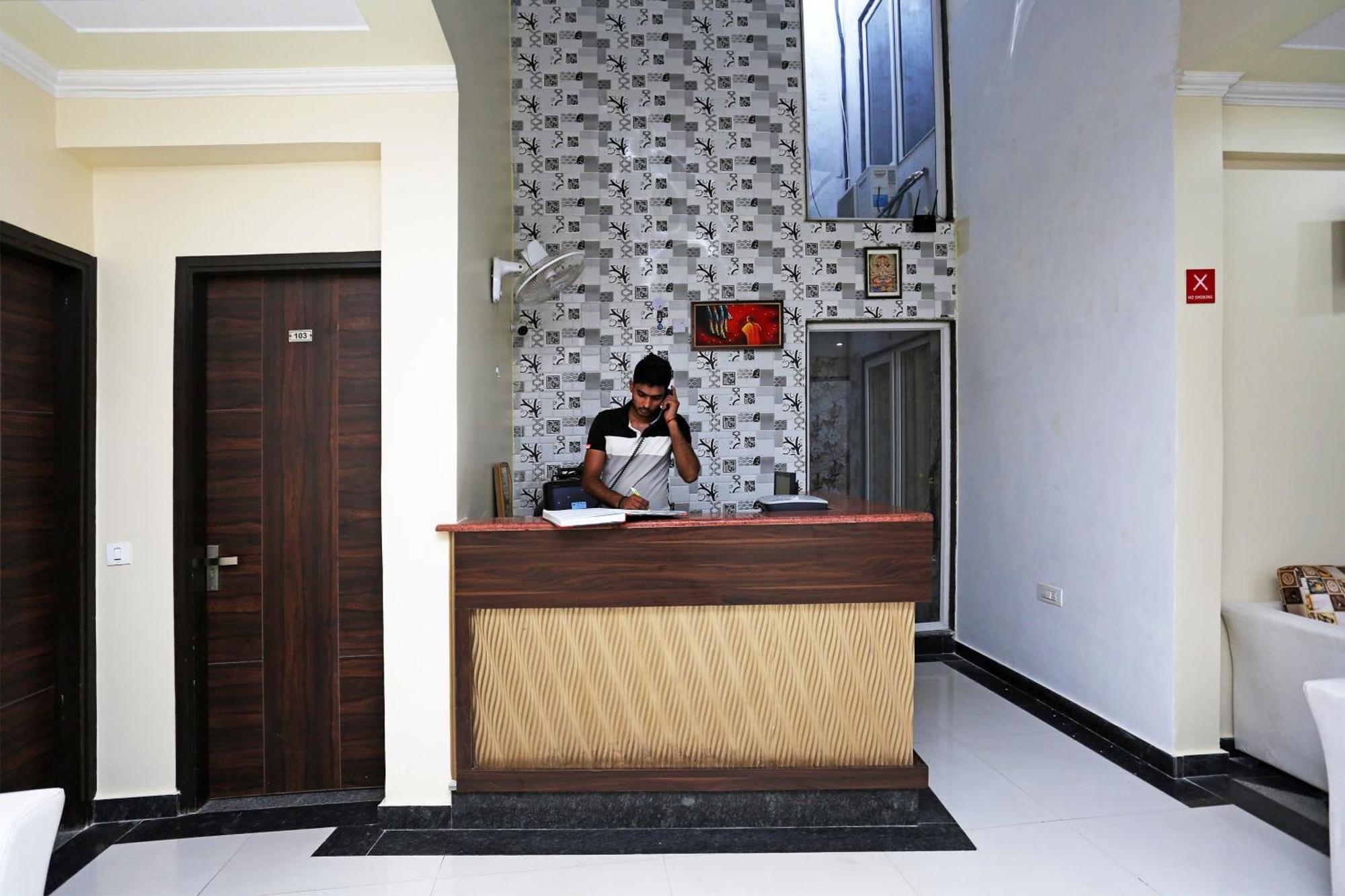 O Vaas One Thirty Two Hotel