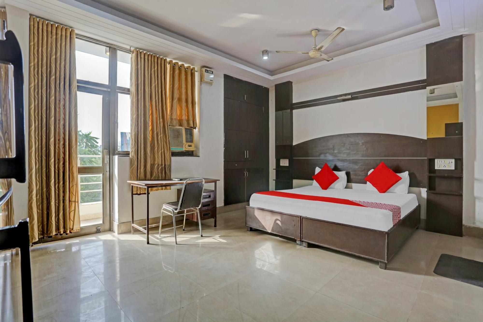 Hotel O Moonlight 3*