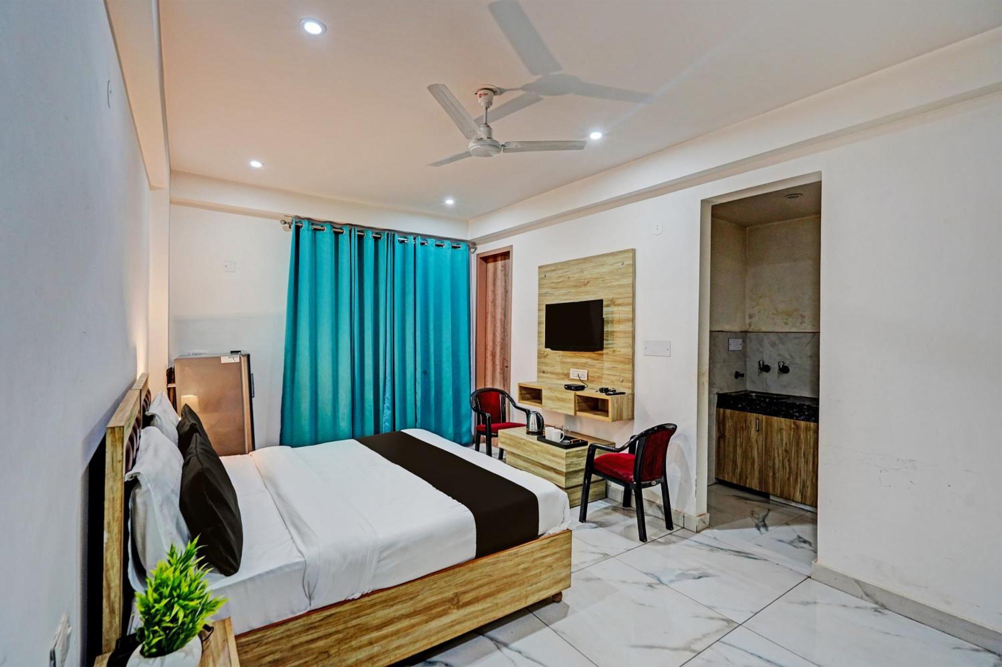 Townhouse Akshay