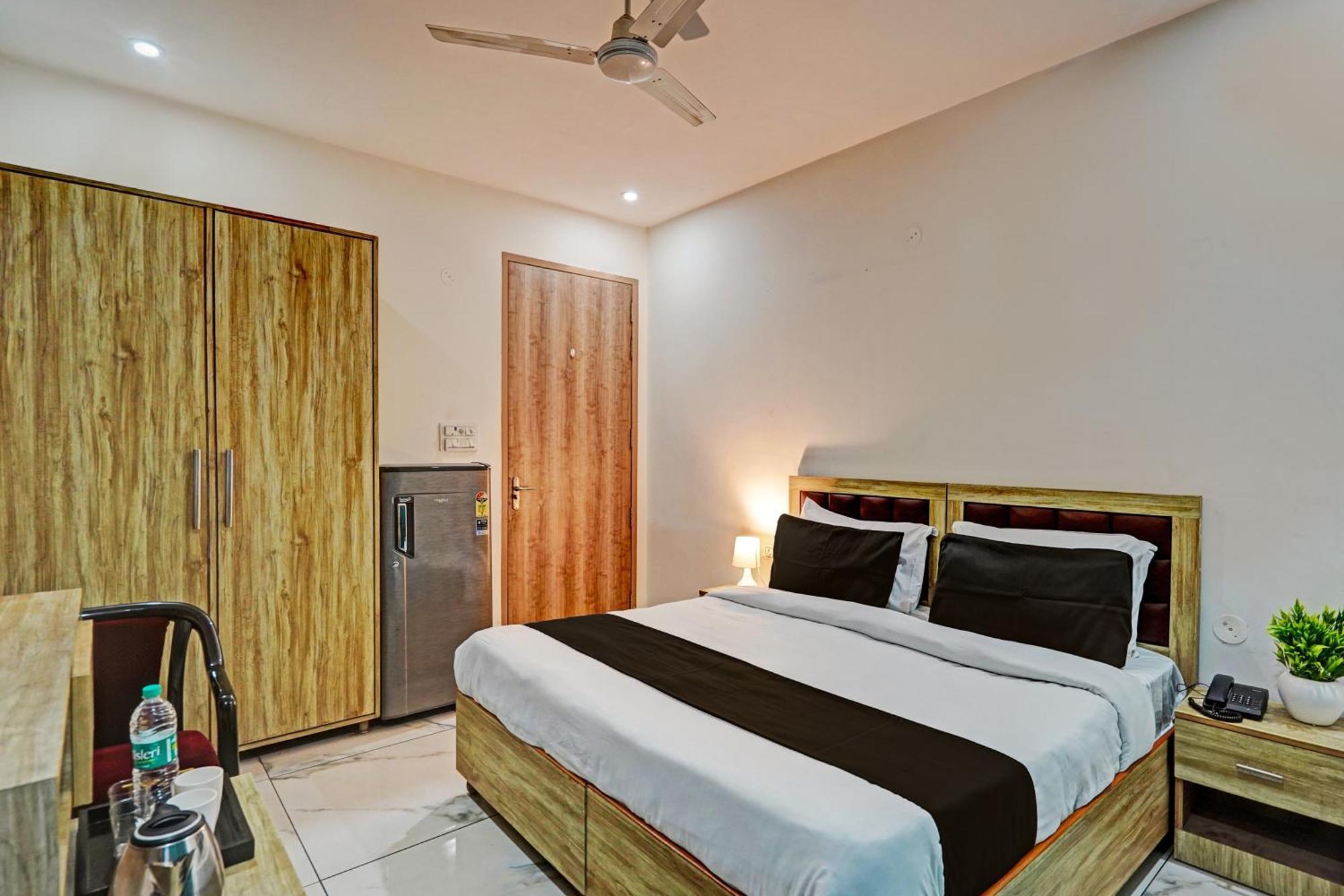 Townhouse Akshay Hotel 3*
