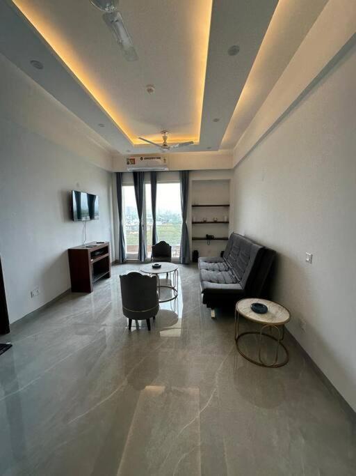The Abode- Luxury 1bhk Service In Gurugram *