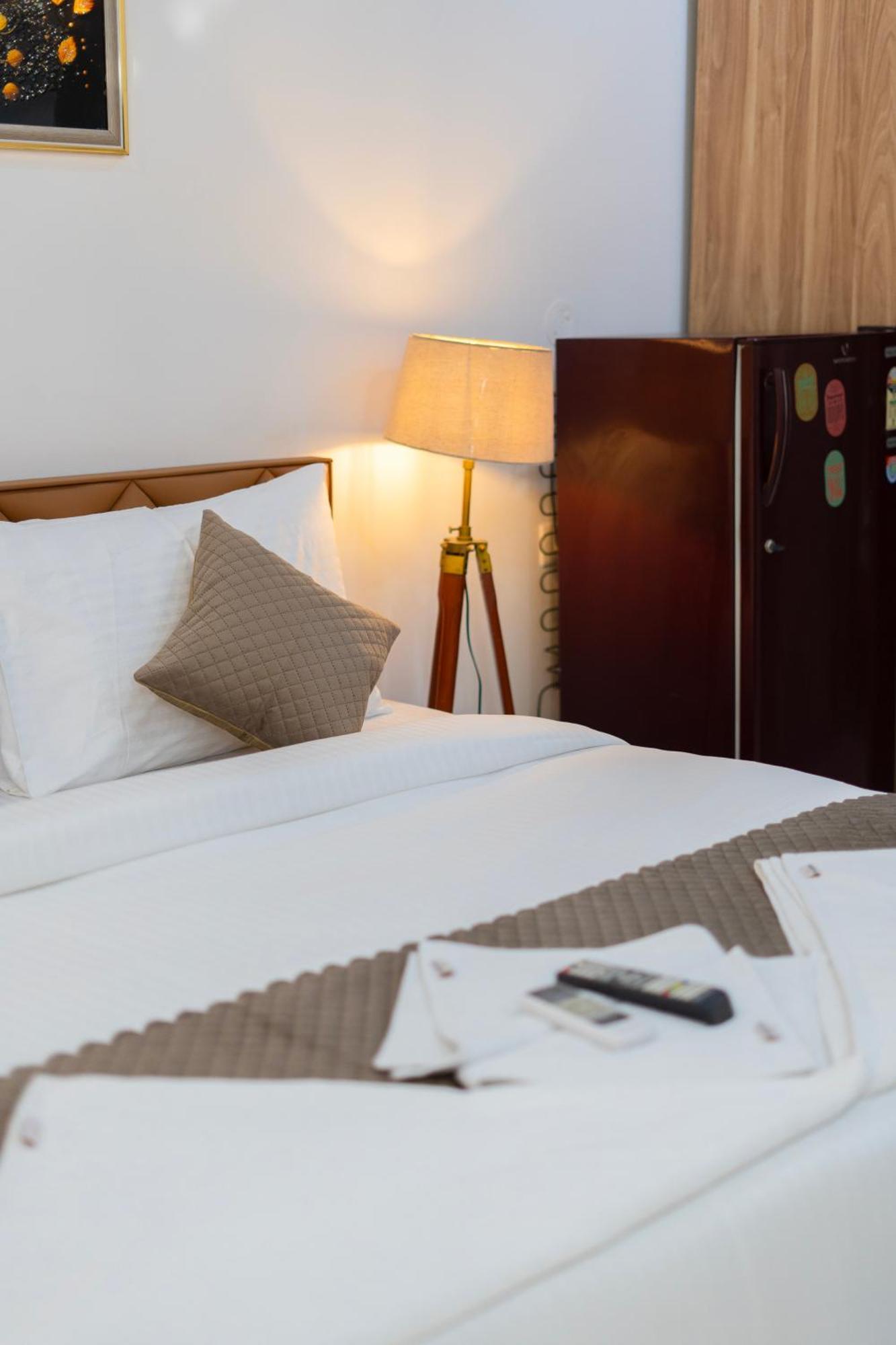 Apartment The Lodgers Infront Of Artemis Hospital Gurugram Gurgaon