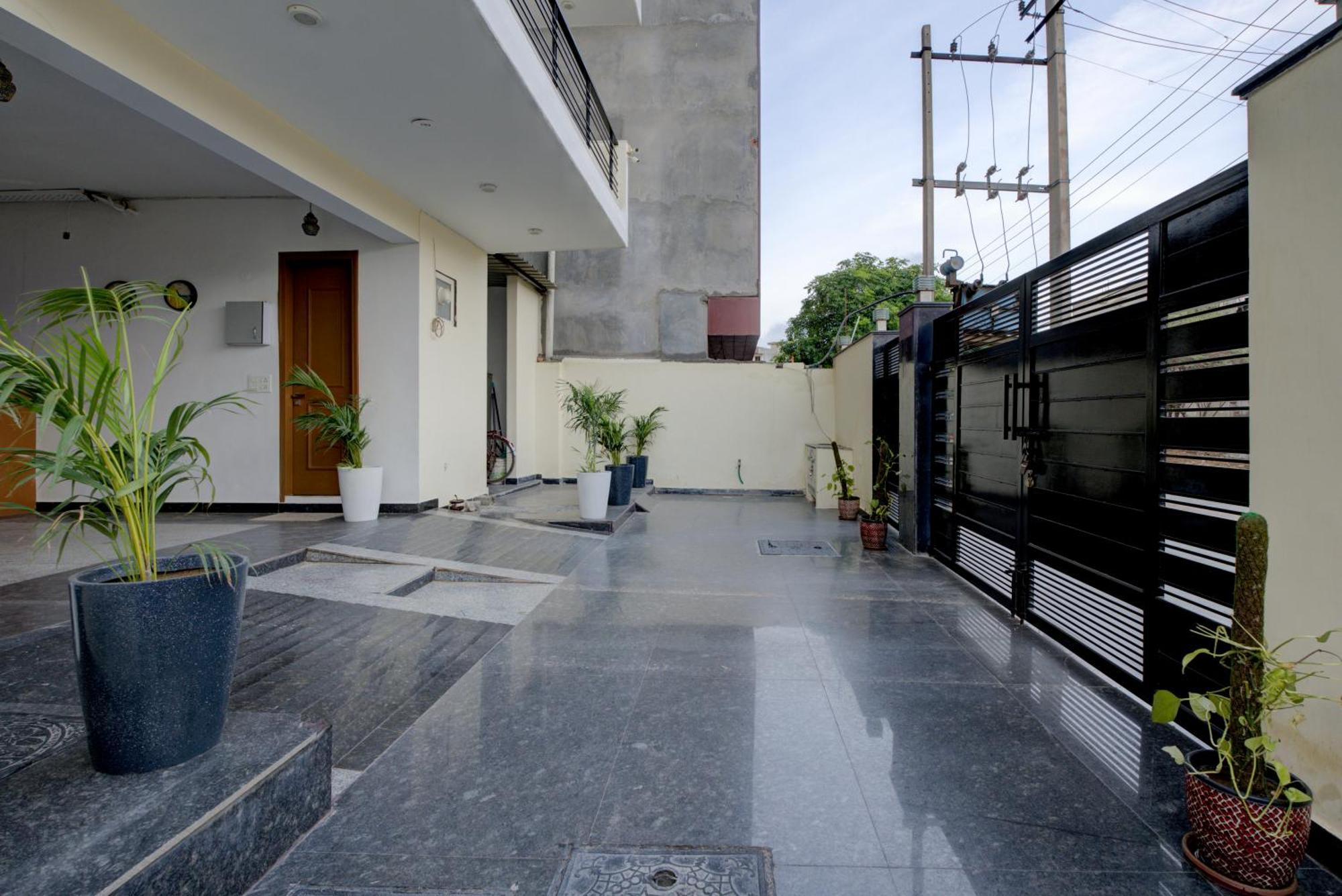 The Lodgers Infront Of Artemis Hospital Gurugram Gurgaon