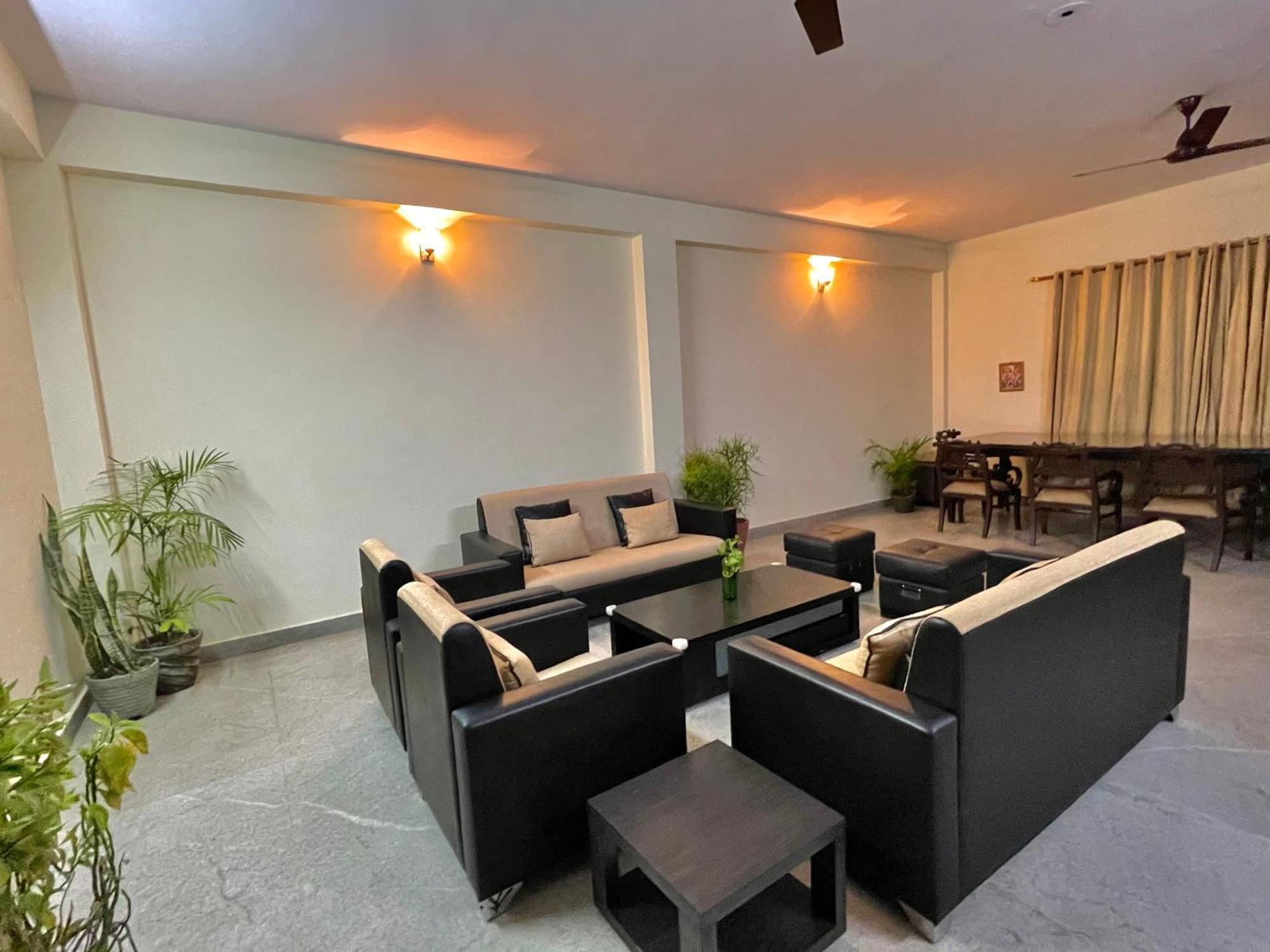 Villa Entire Farmhouse With Jacuzzi For Parties In Hills Gurgaon