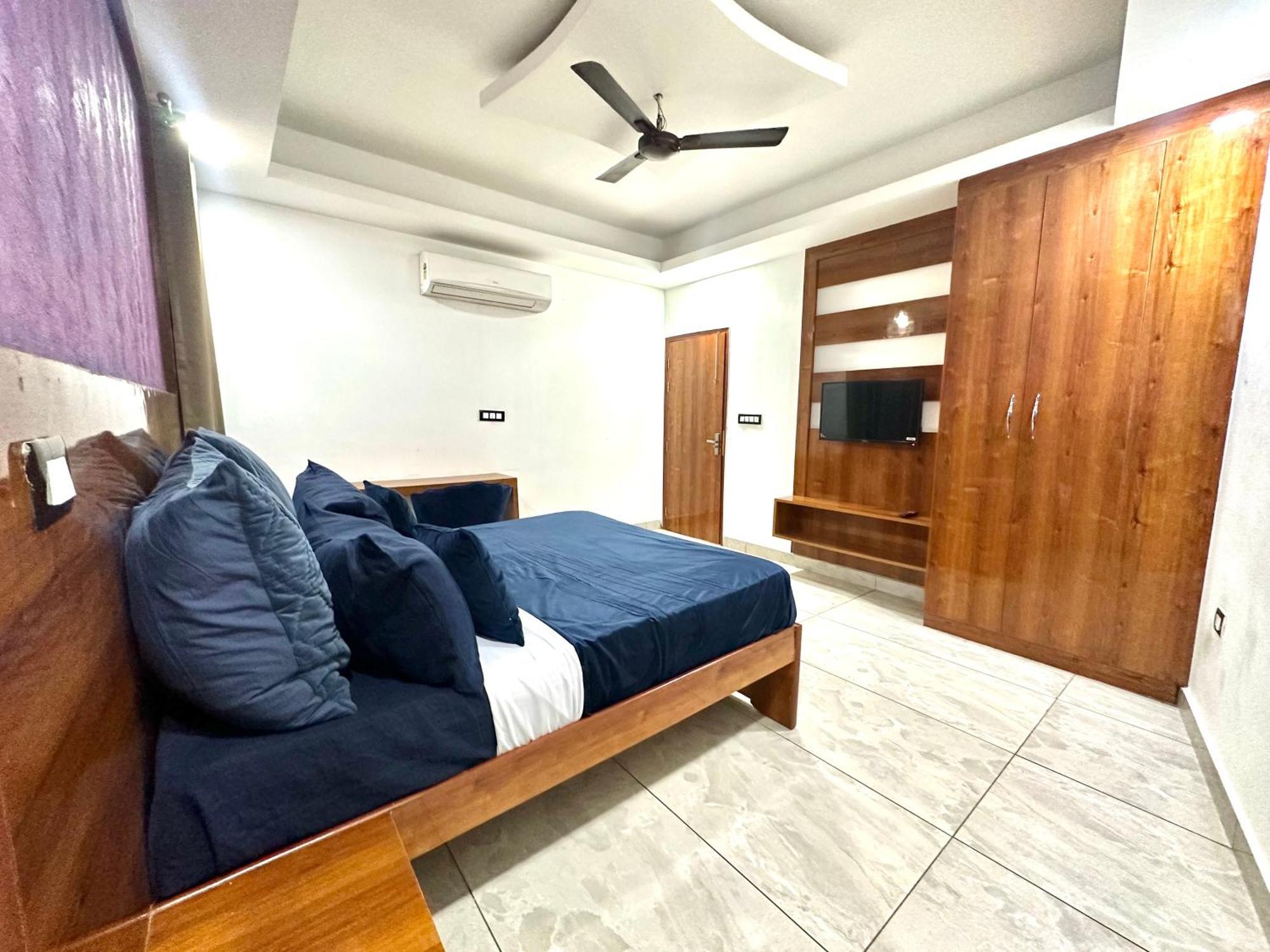 Luxury At 10k Near Hero Honda Chowk *