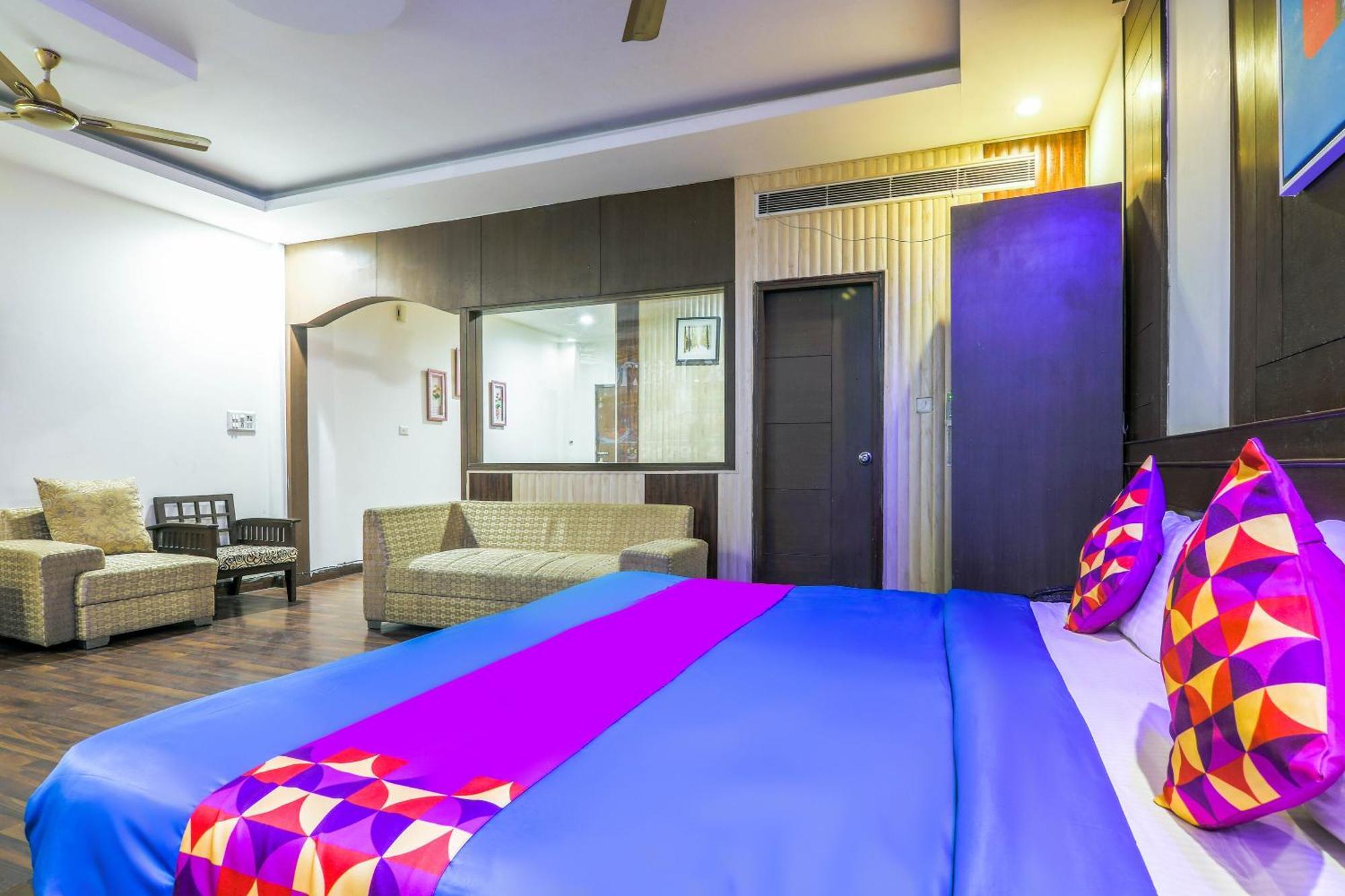O New Rajwada Hotel Gurgaon
