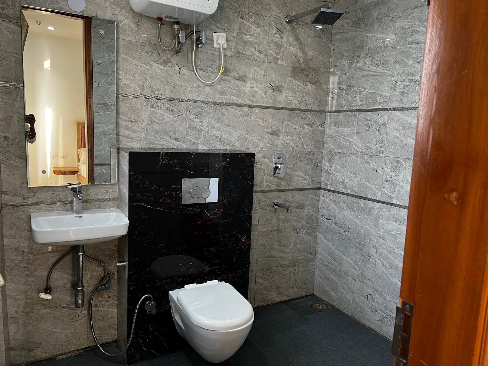 Vagmi Hotel