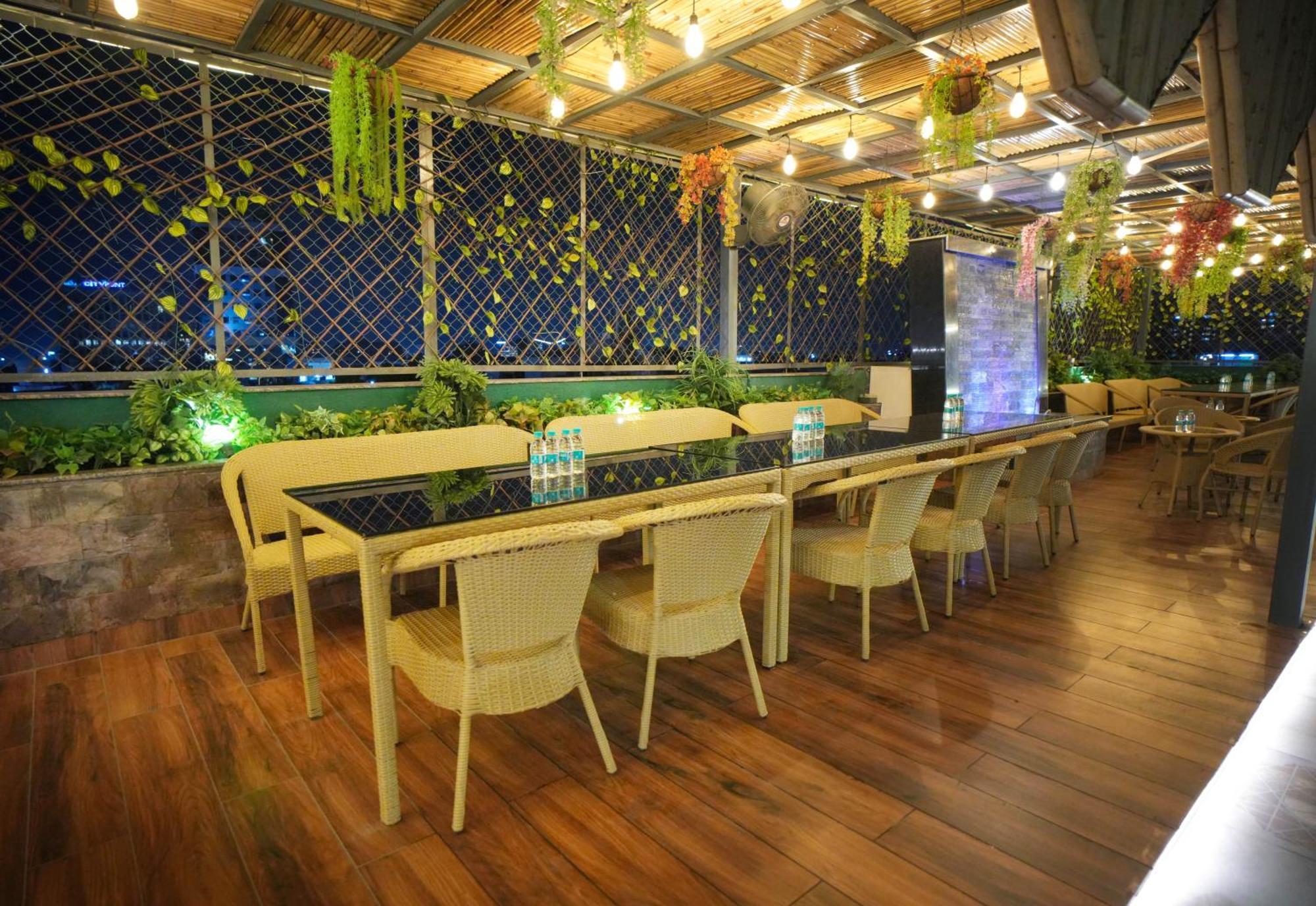 Haris Mg Road Gurugram 3* Gurgaon