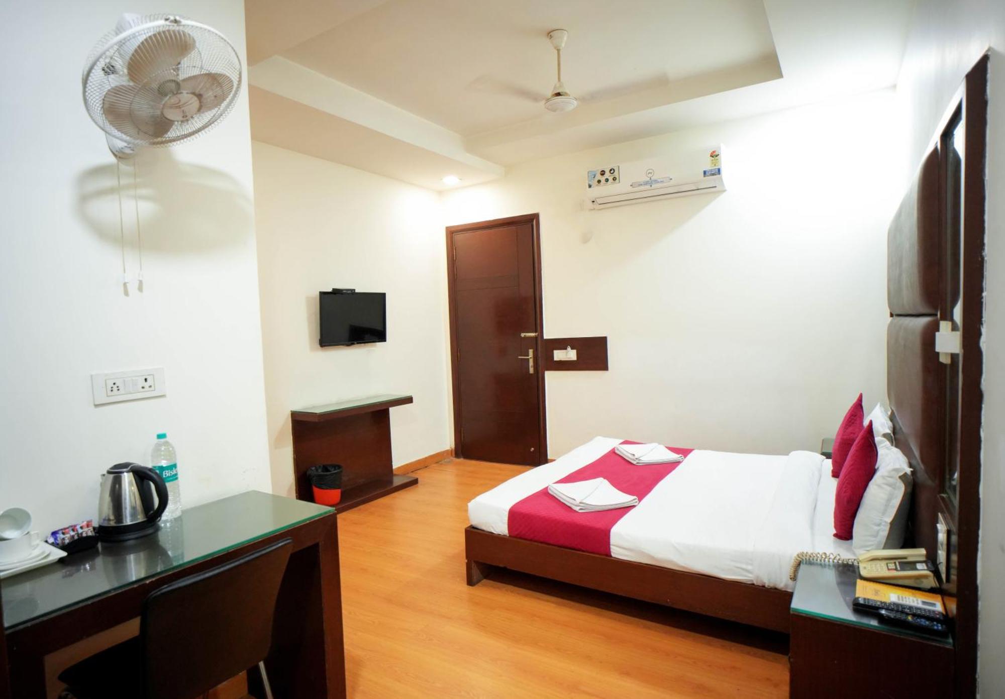 Haris Mg Road Gurugram Hotel