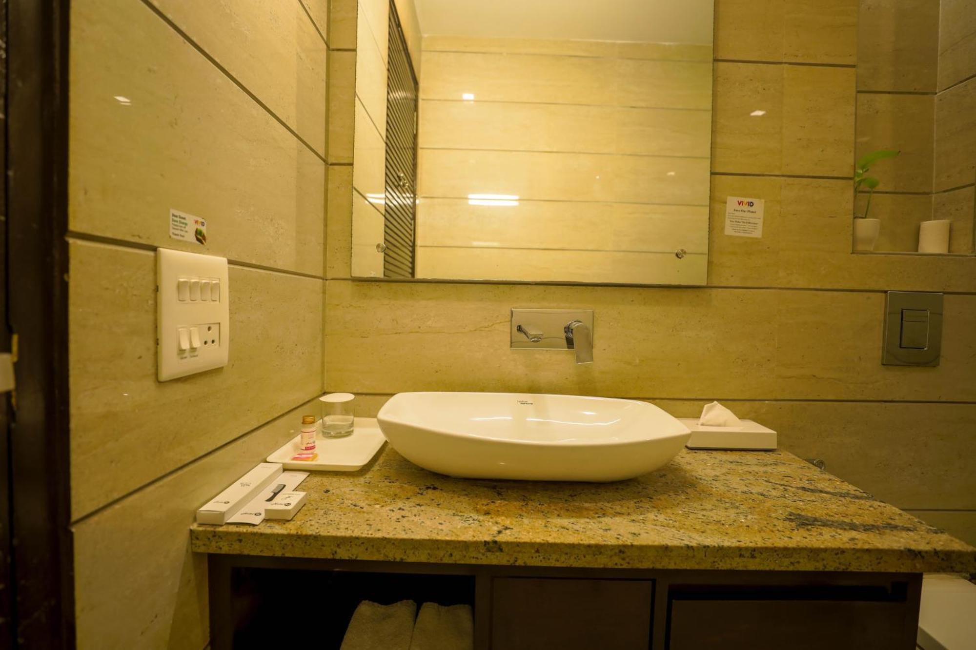 Hotel Vivid Boutique Hotel, Medanta, Gurugram 3*