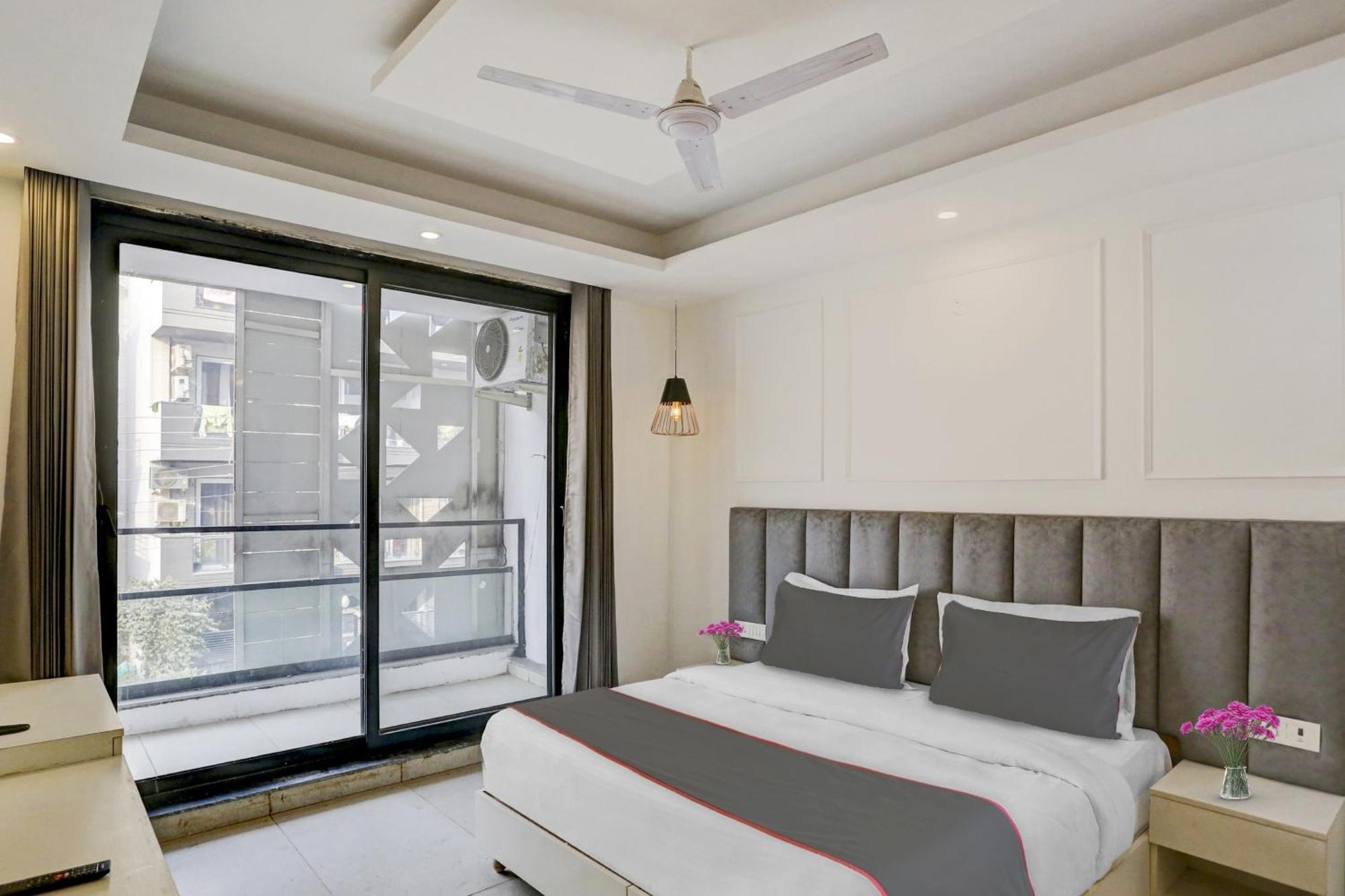 Hotel Townhouse Royal Near Aravali Biodiversity Park Gurgaon