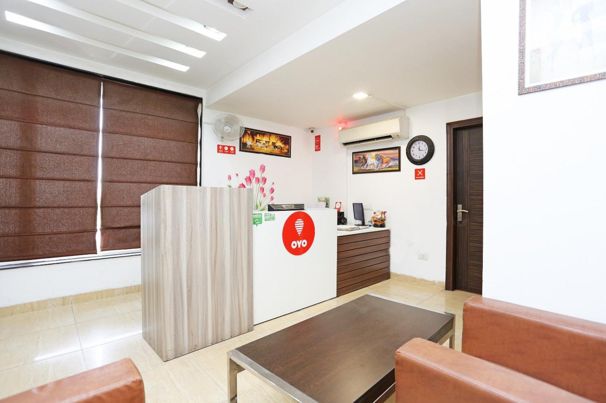 Hotel O Cyber Gurgaon