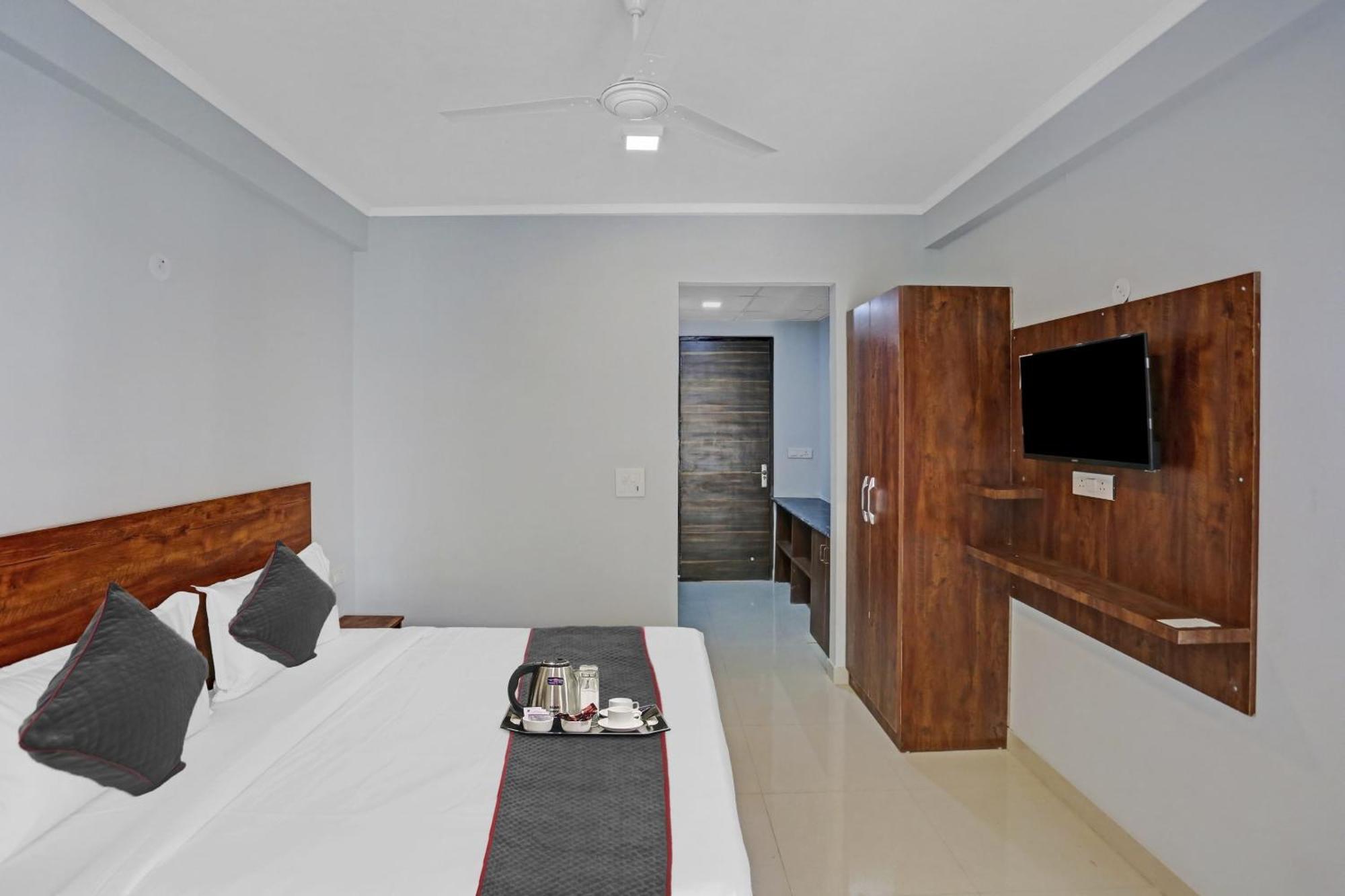 Townhouse 1167 Gold Souk Hotel 3*