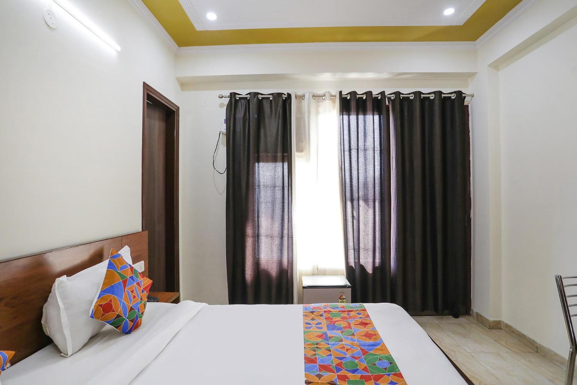 Fabexpress Star Corporate Ii 4* Gurgaon