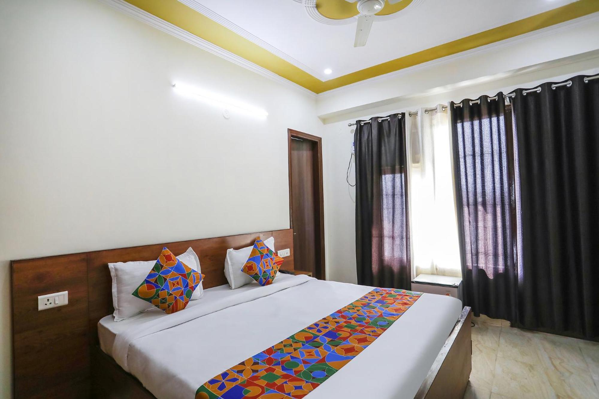 Fabexpress Star Corporate Ii Hotel Gurgaon