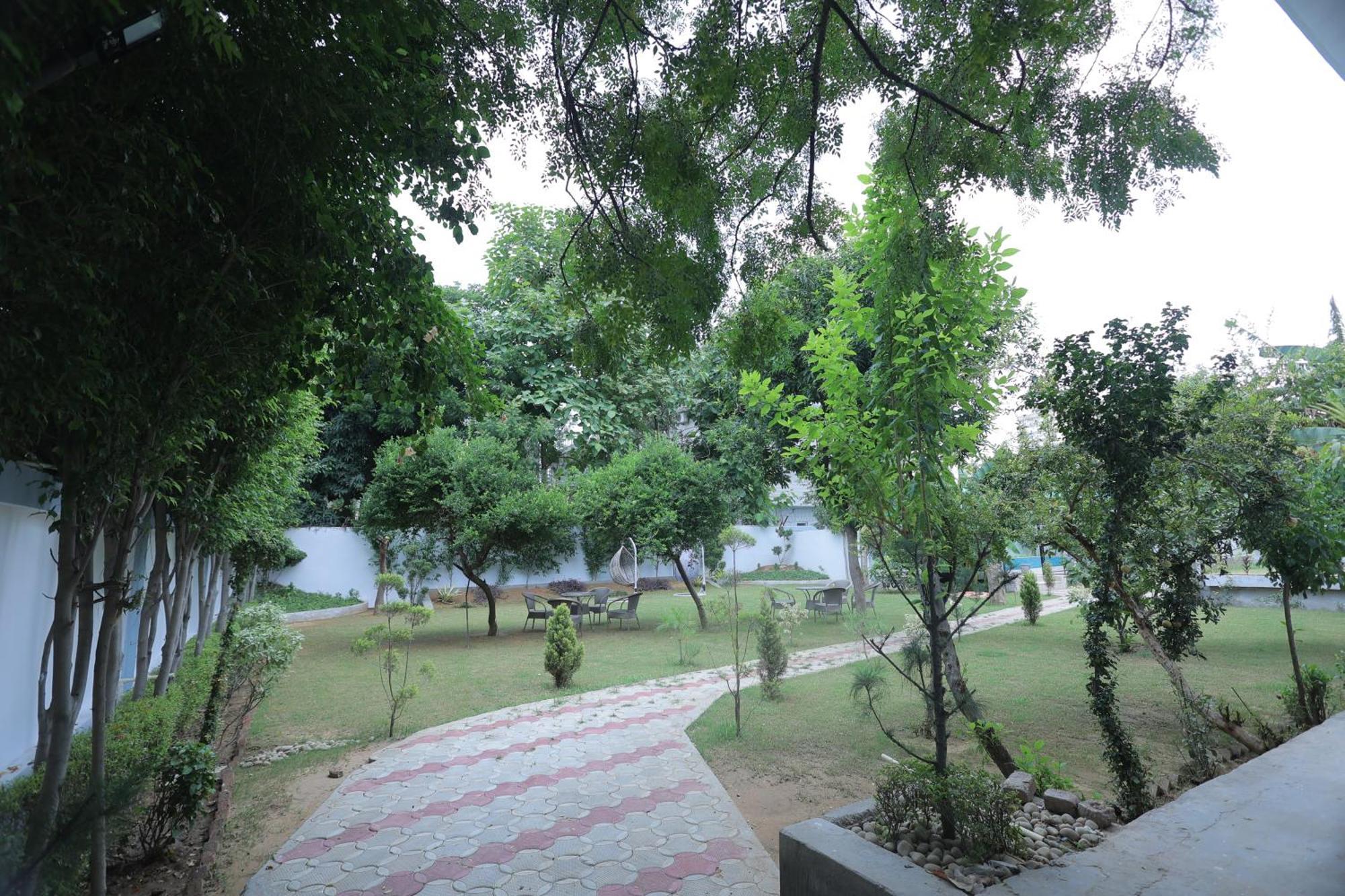 Farm stay The Leela's Paradise Gurgaon