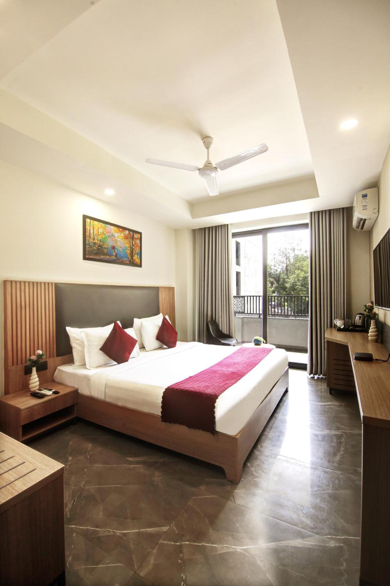Hotel Saltstayz Premier - Cyber Hub