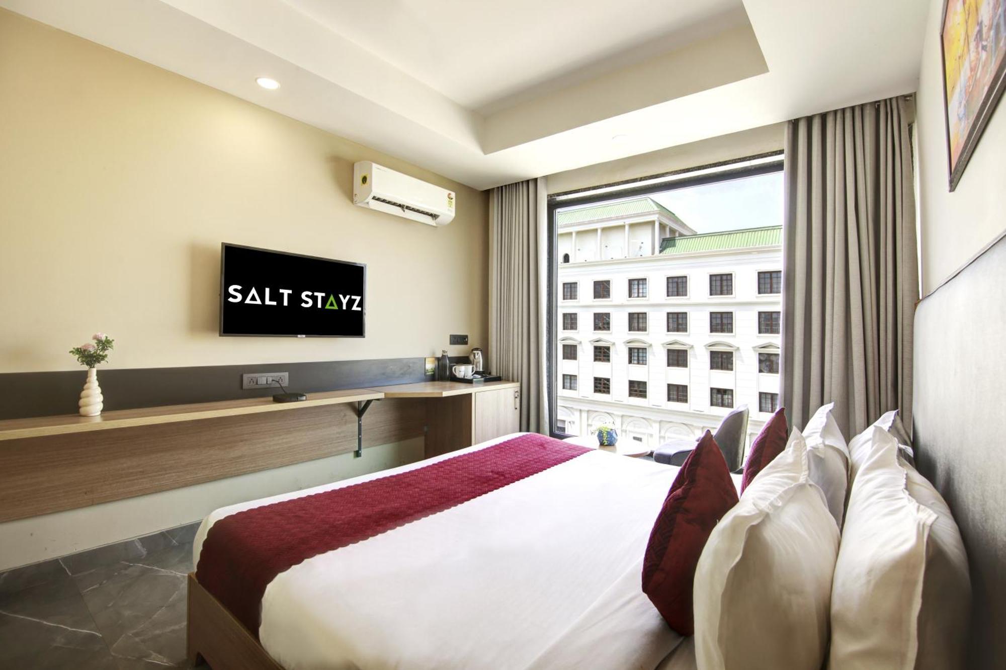 Saltstayz Premier - Cyber Hub 4*