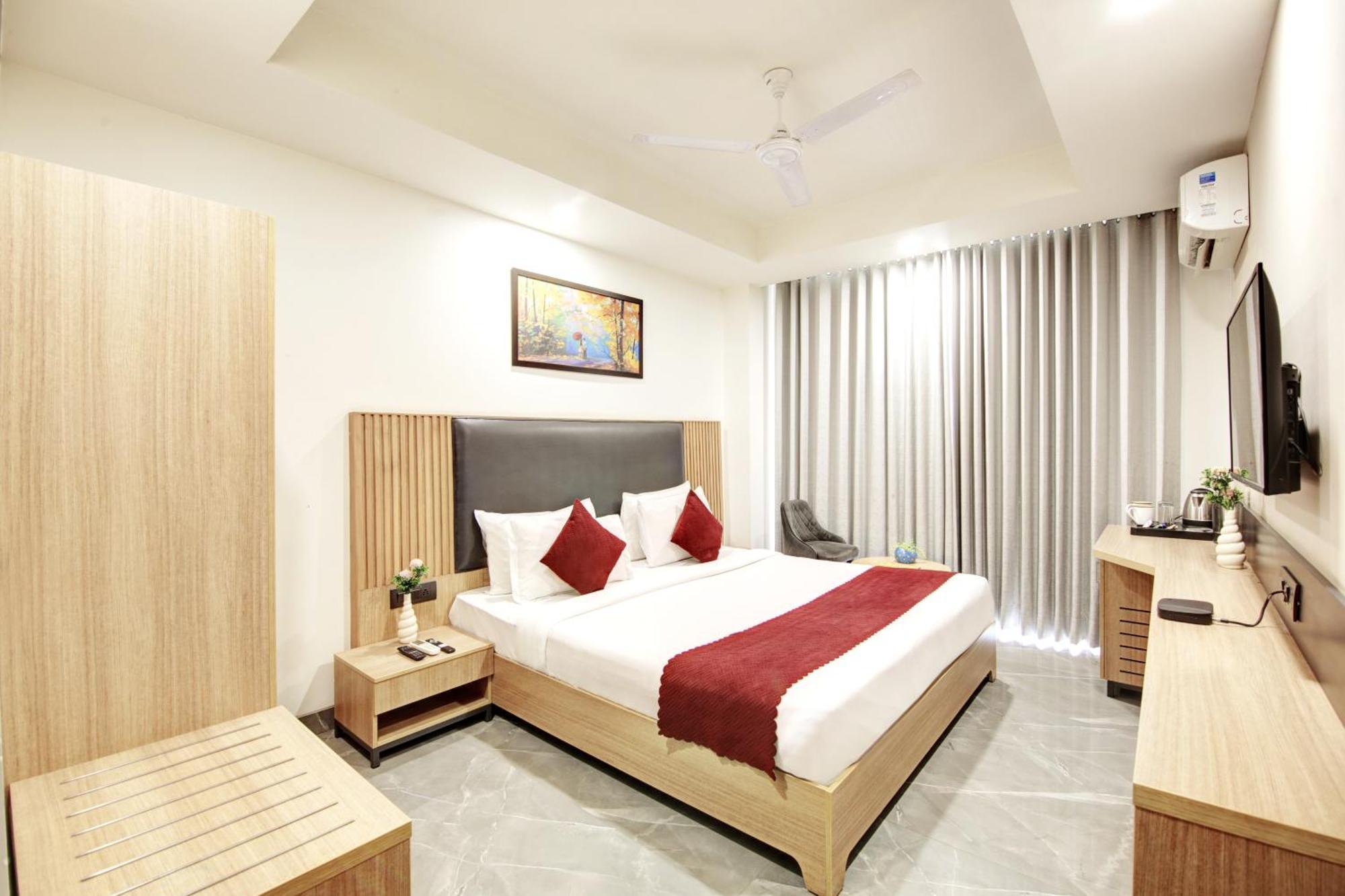 Hotel Saltstayz Premier - Cyber Hub 4*