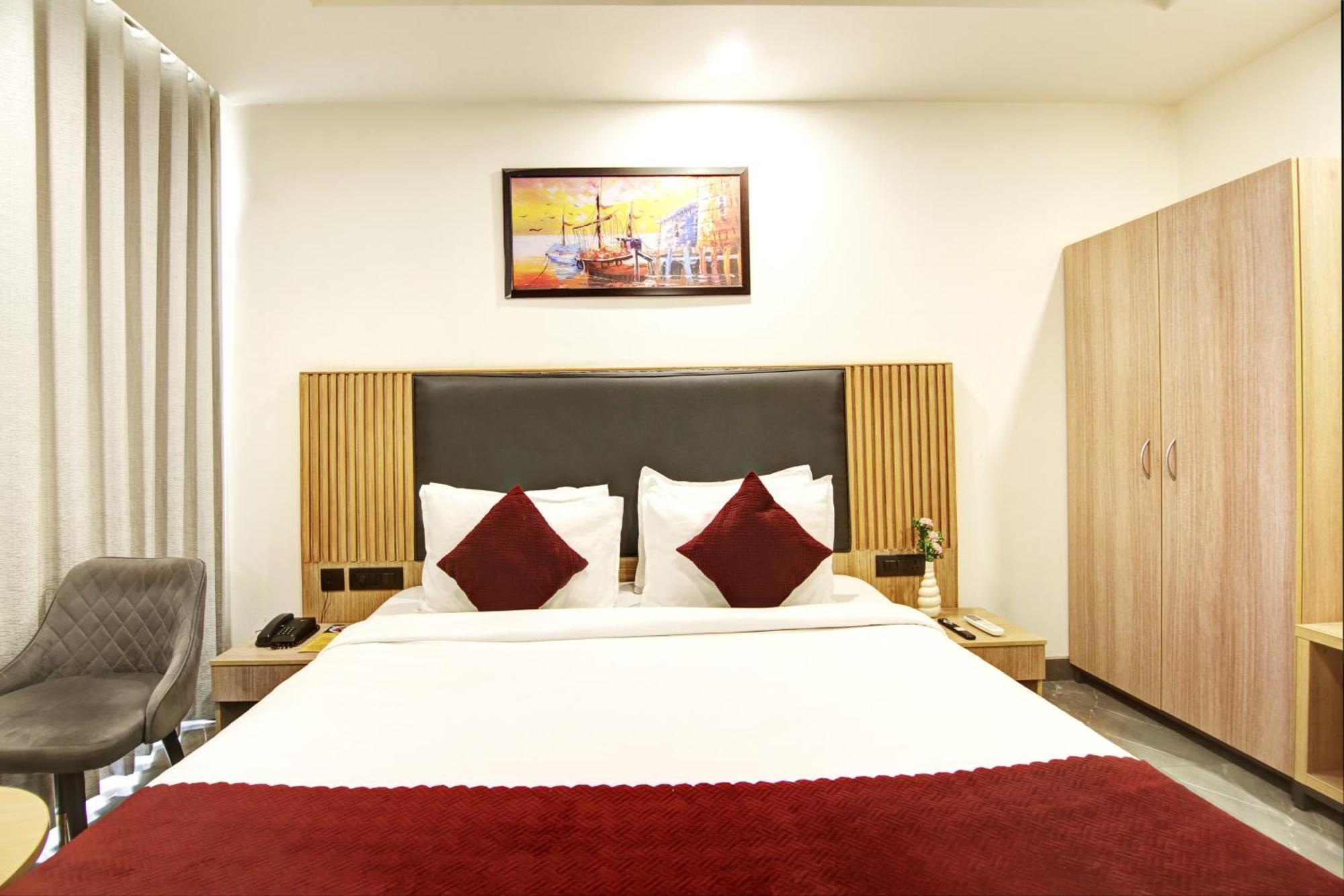 Hotel Saltstayz Premier - Cyber Hub 4*