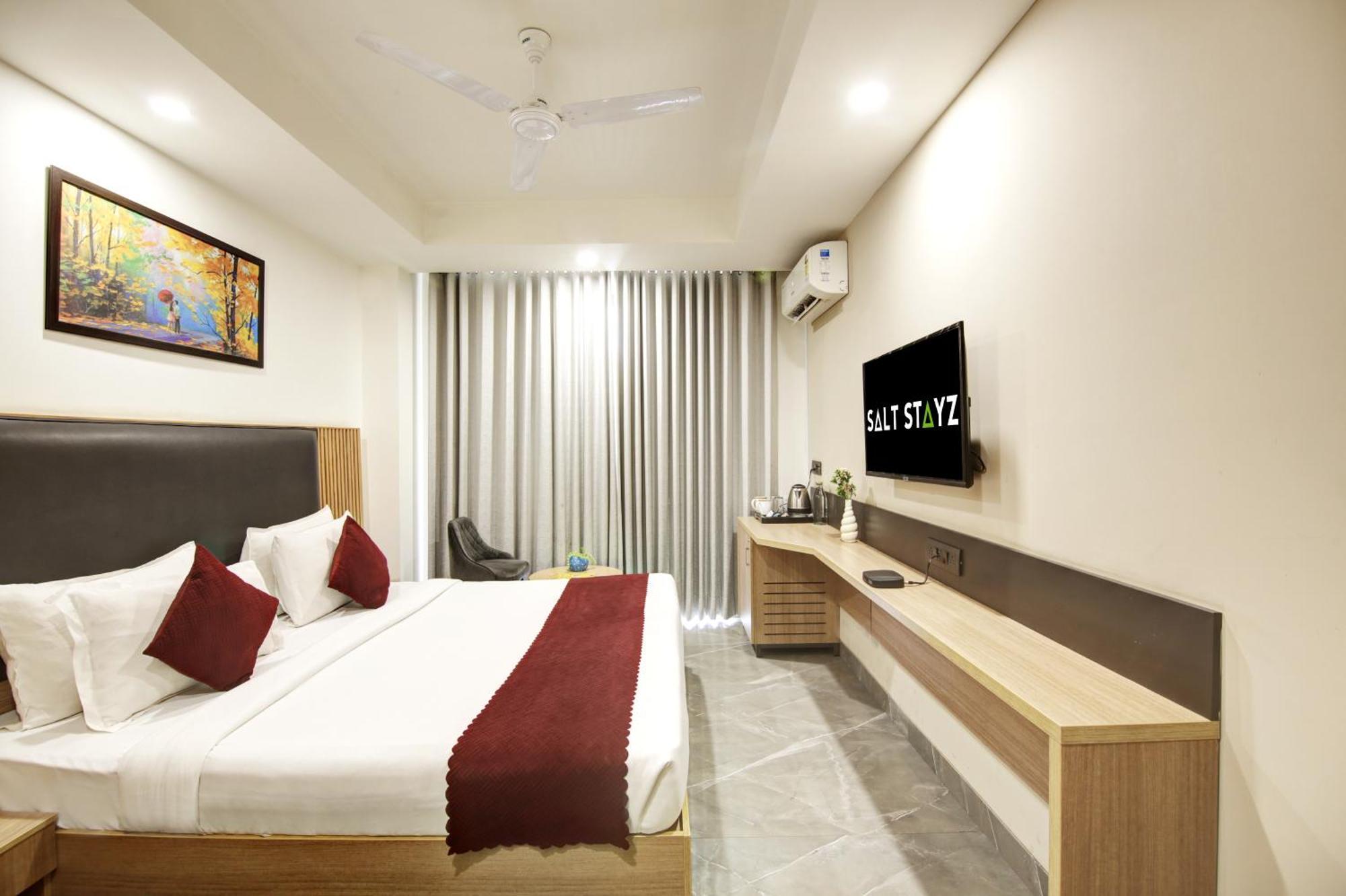 Saltstayz Premier - Cyber Hub 4*