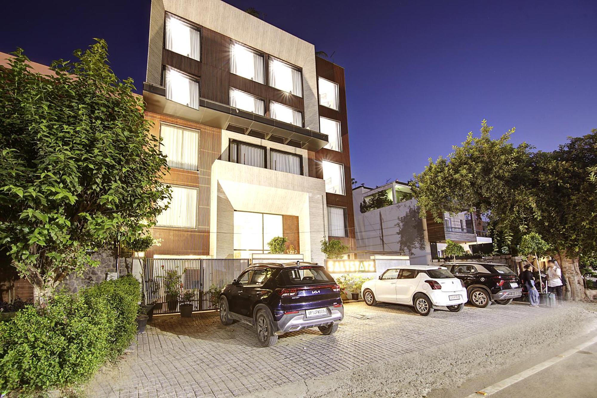 Hotel Saltstayz Premier - Cyber Hub