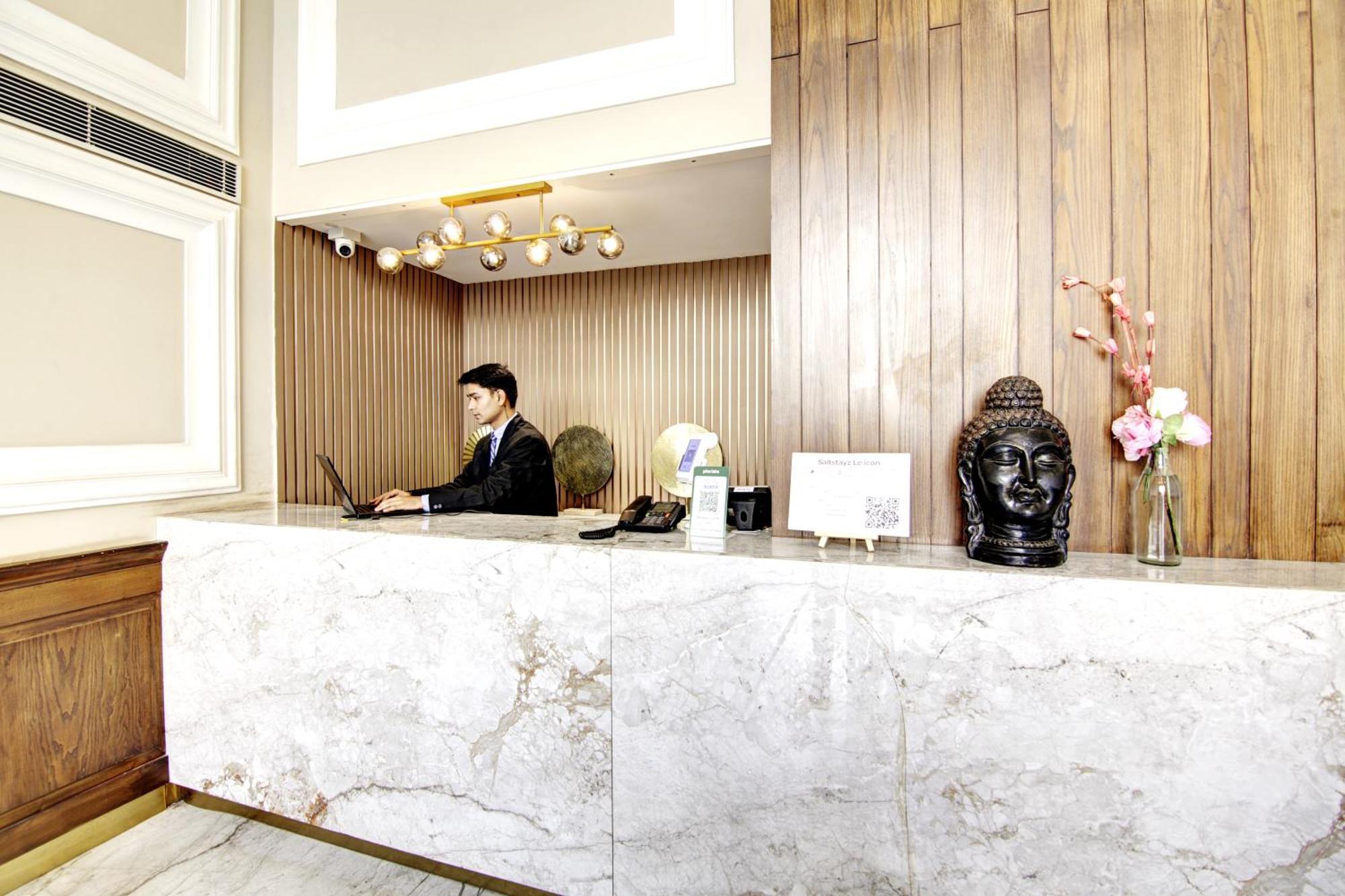 Saltstayz Premier - Cyber Hub 4* Gurgaon