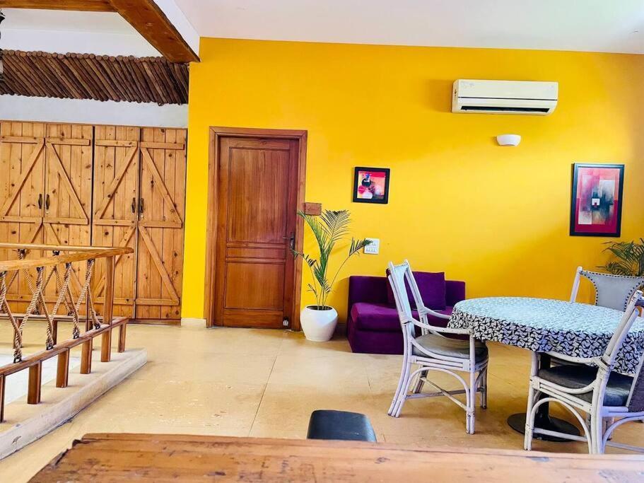 Serenity 4br With Garden By Especial Villa