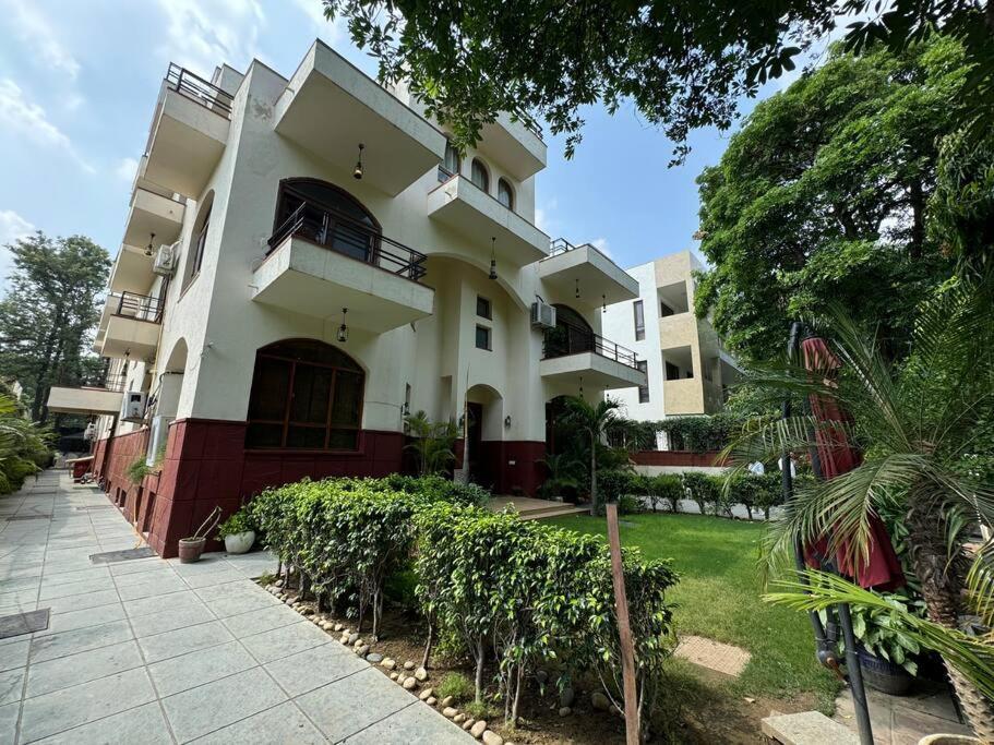 Serenity 4br With Garden By Especial Gurgaon