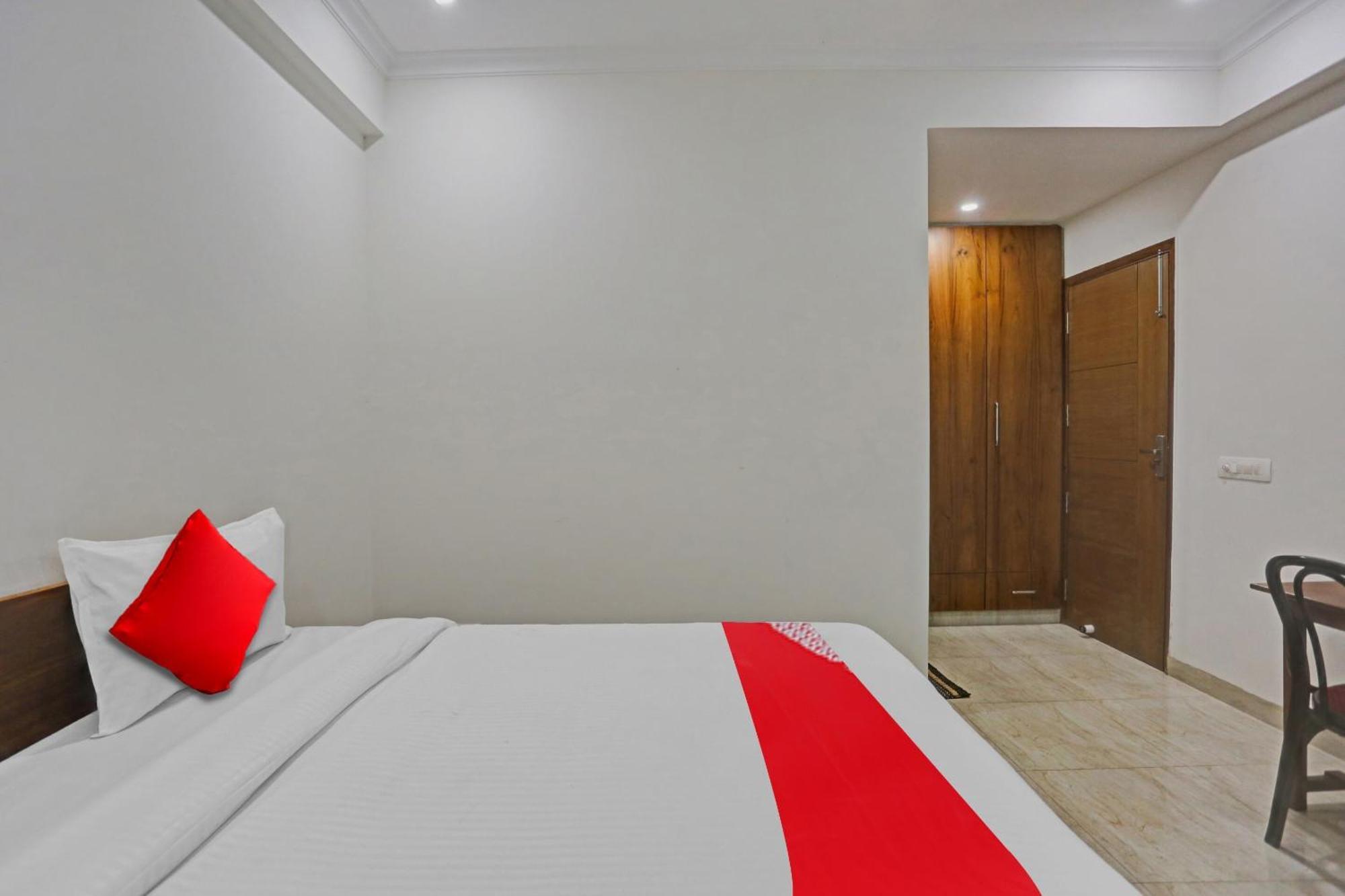 O Unicorn Near Omaxe Celebration Mall Hotel Gurgaon