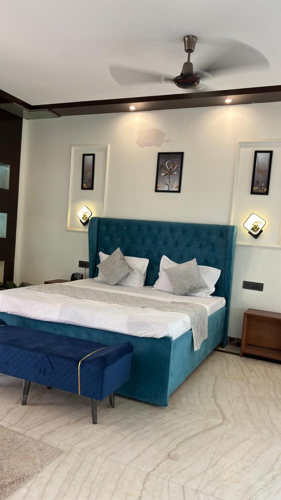 The Nest Cyberhub Guest house *