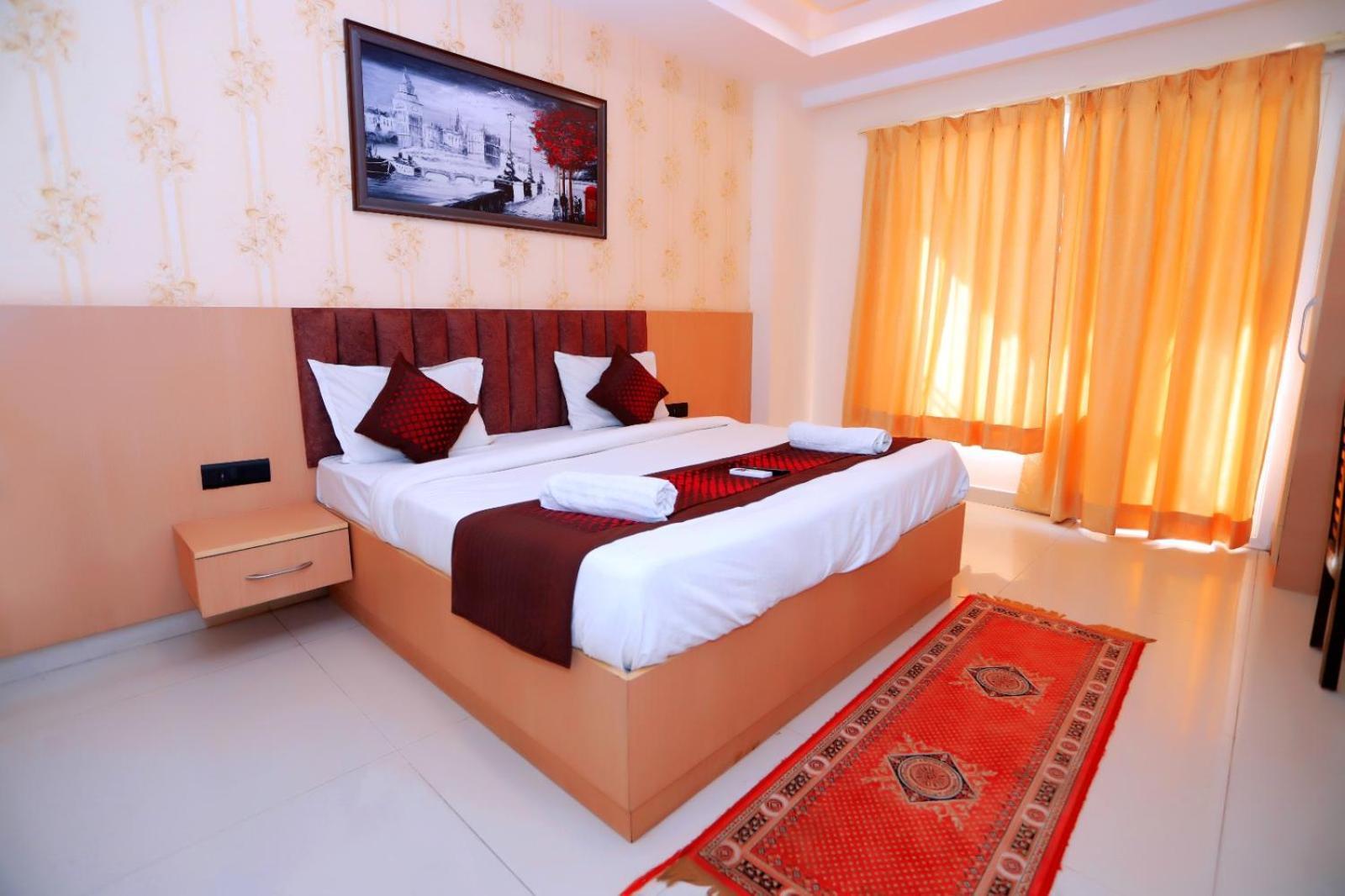 Hotel Lotus Luxe