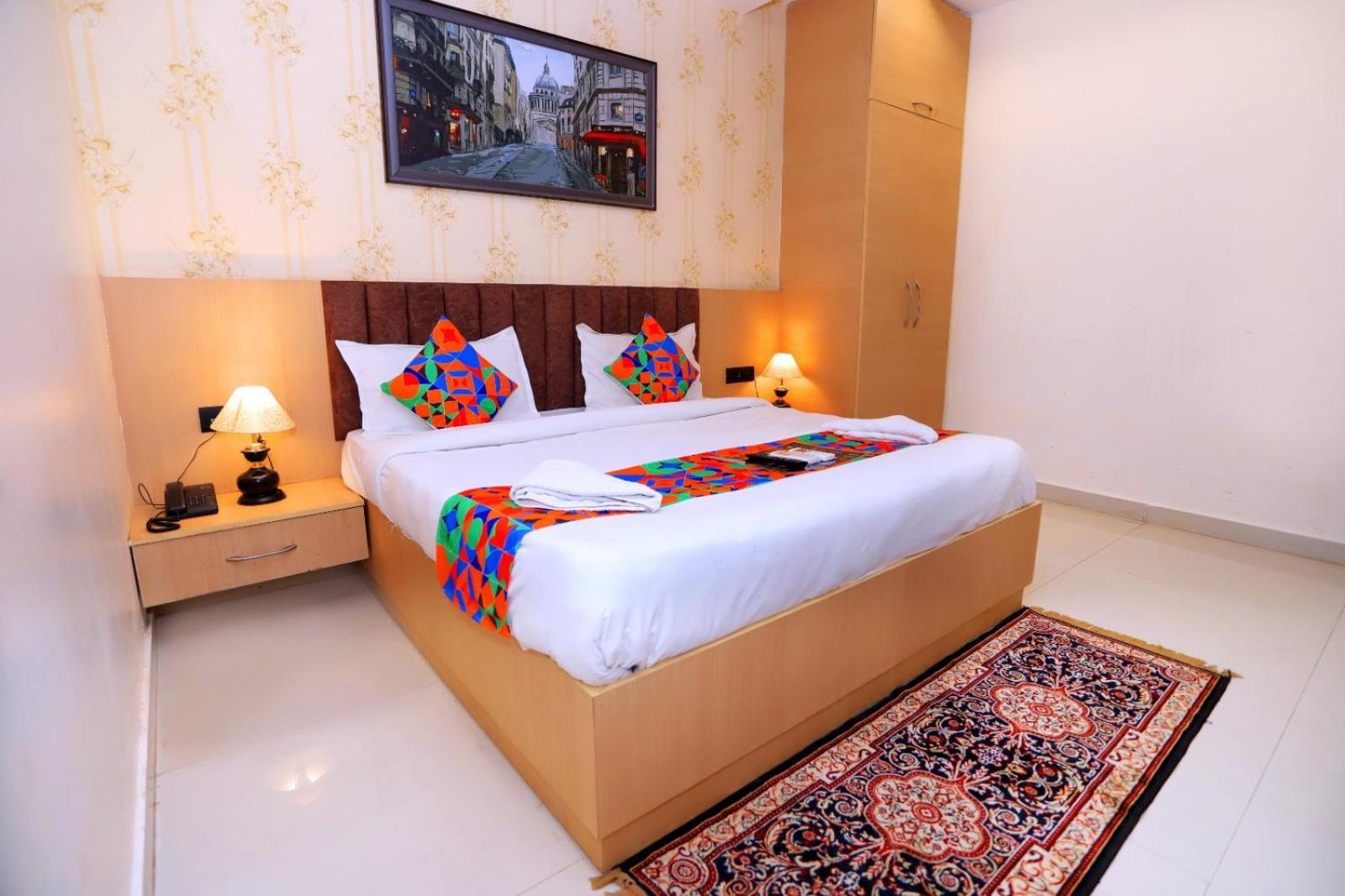 Lotus Luxe Hotel 3*