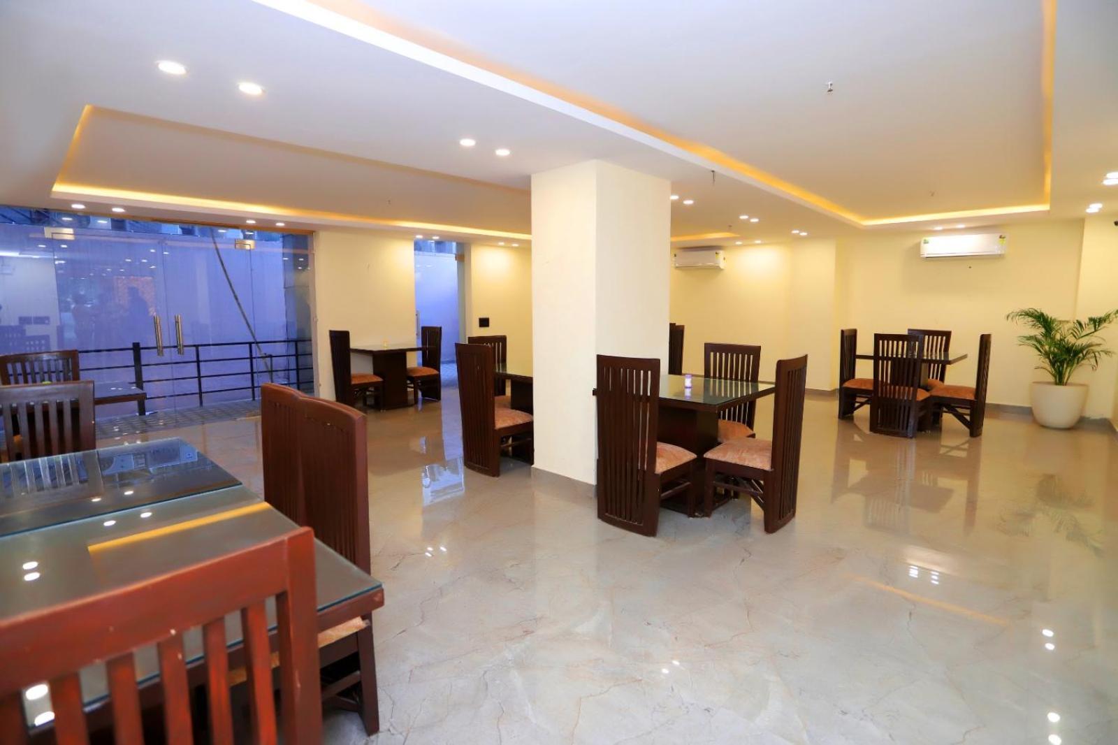 Lotus Luxe 3* Gurgaon