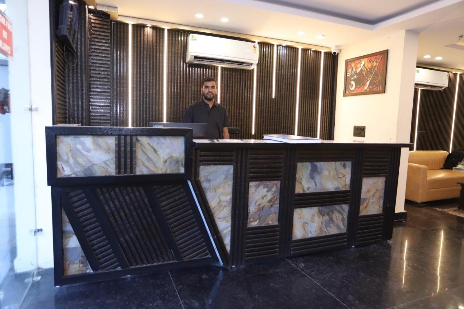 Hotel Lotus Luxe Gurgaon