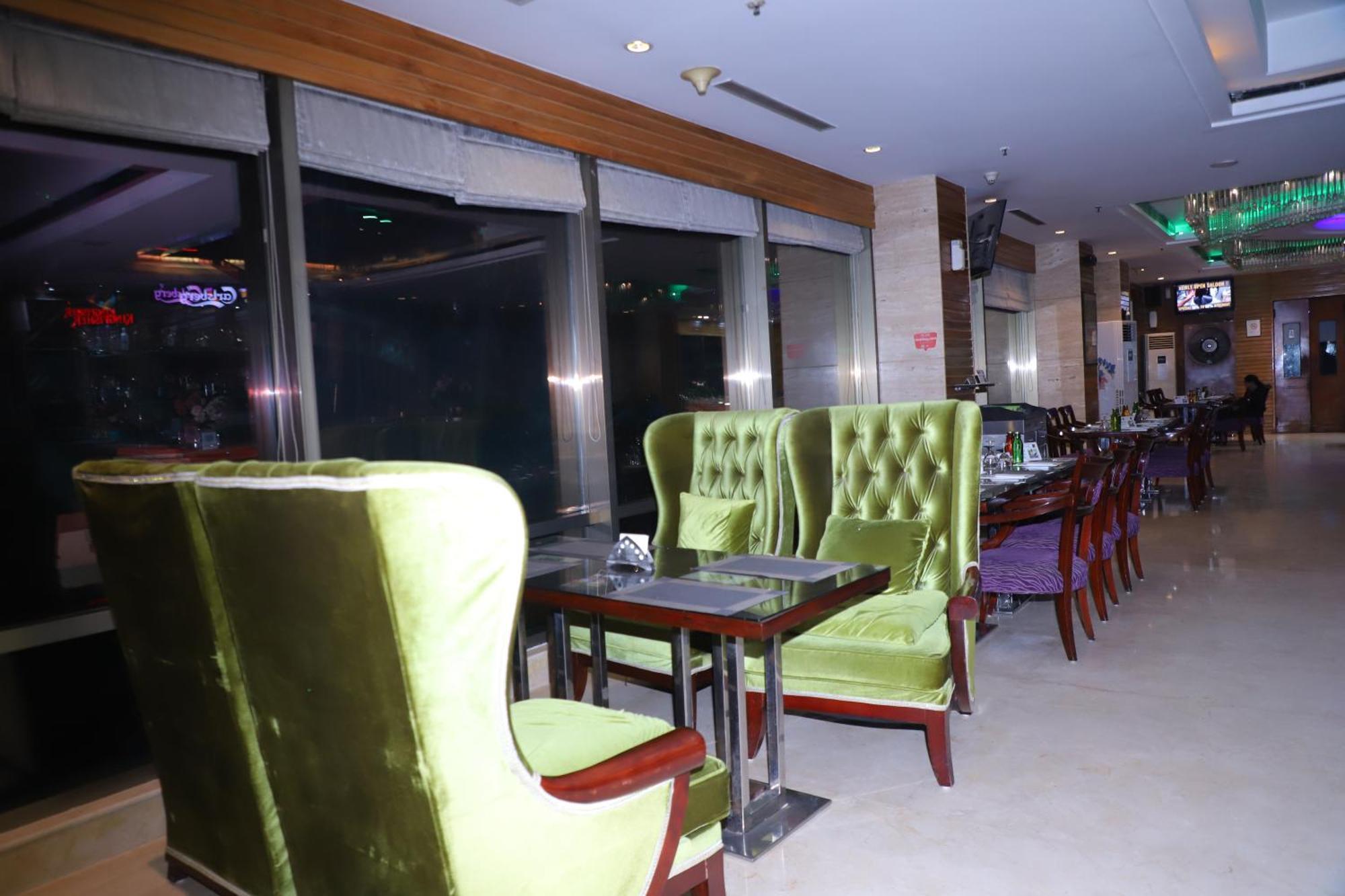 Skycity Hotel Gurgaon