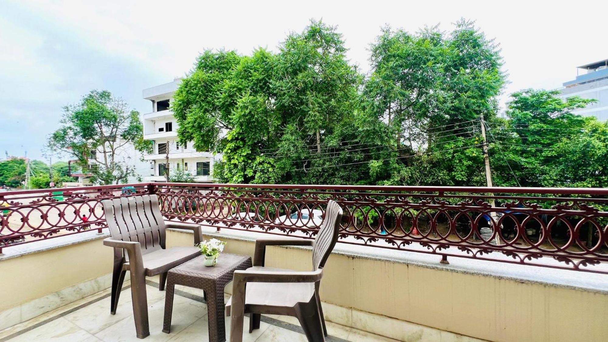 Bluo Studio1 Golf Course Road, Gym, Balcony Garden Apartment