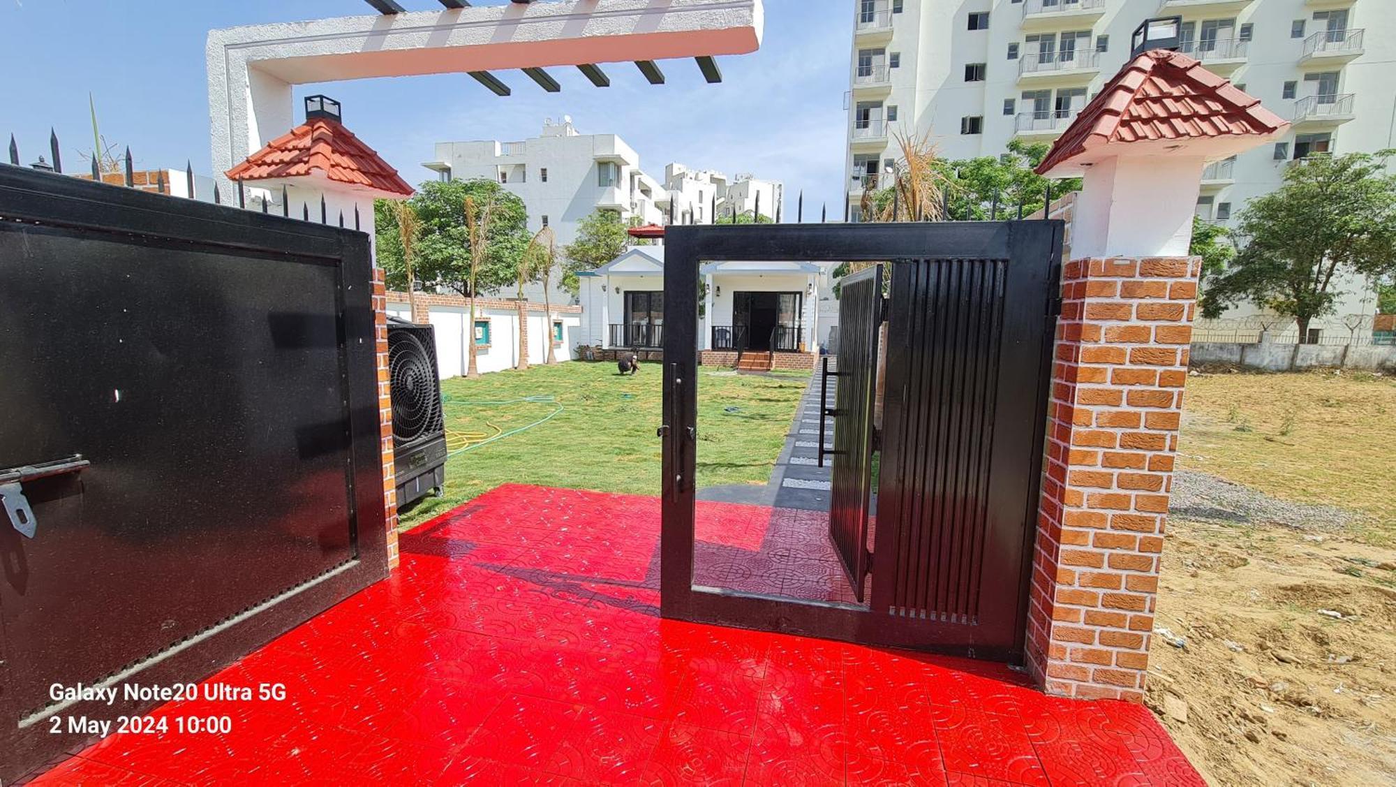 Courtyard By Palm Gurgaon
