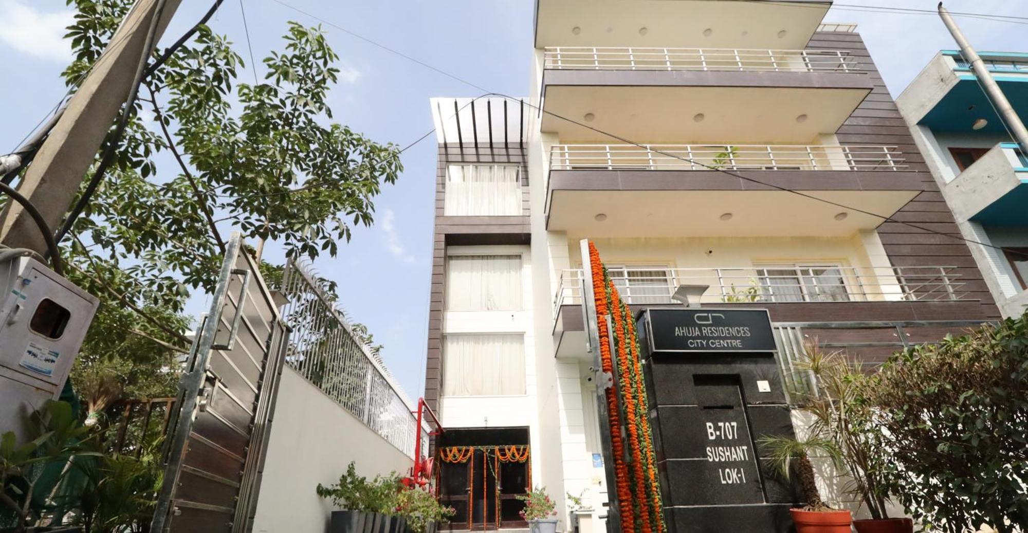 Hotel Ahuja Residency Centre 3*