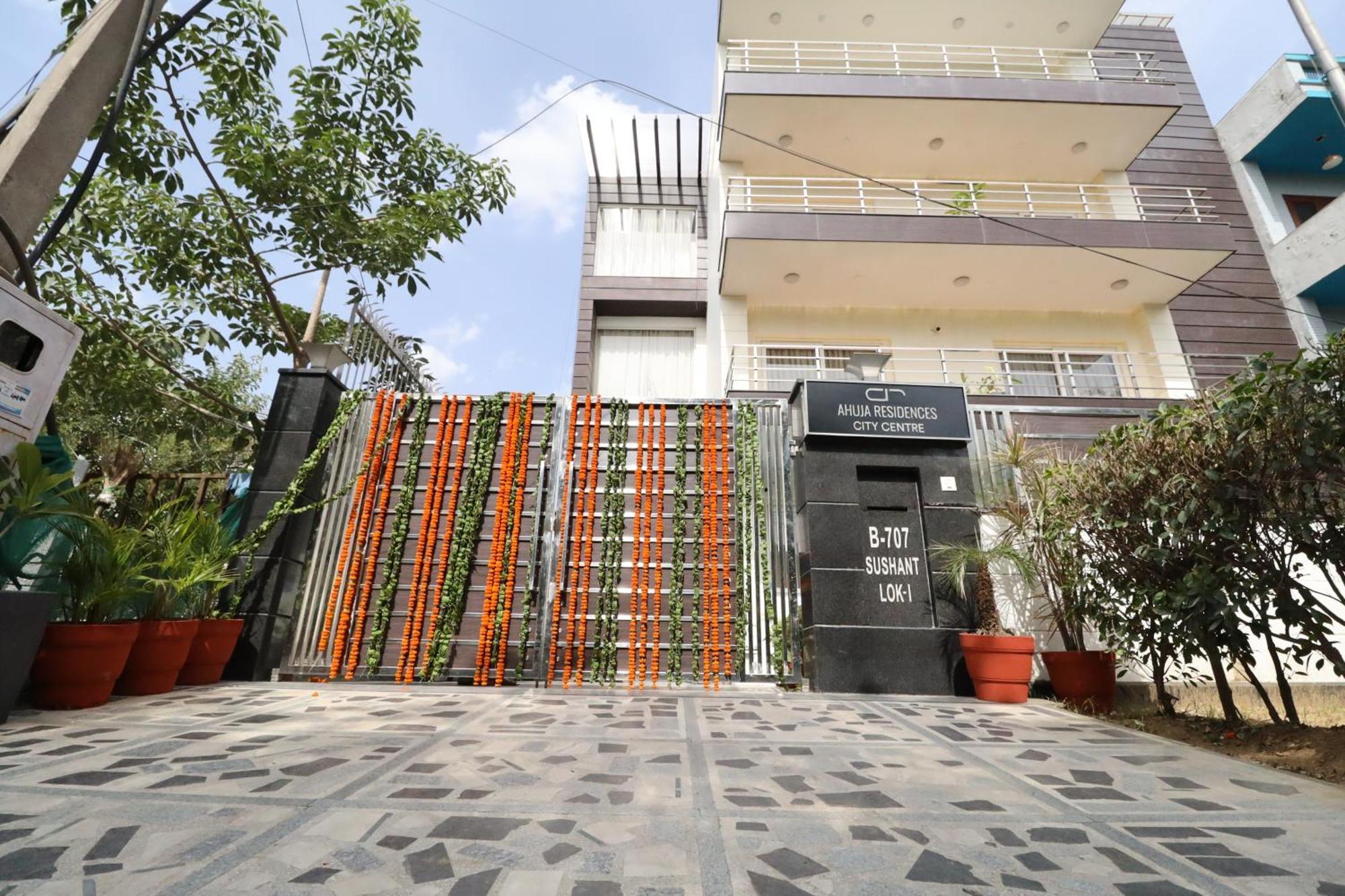 Hotel Ahuja Residency Centre 3*