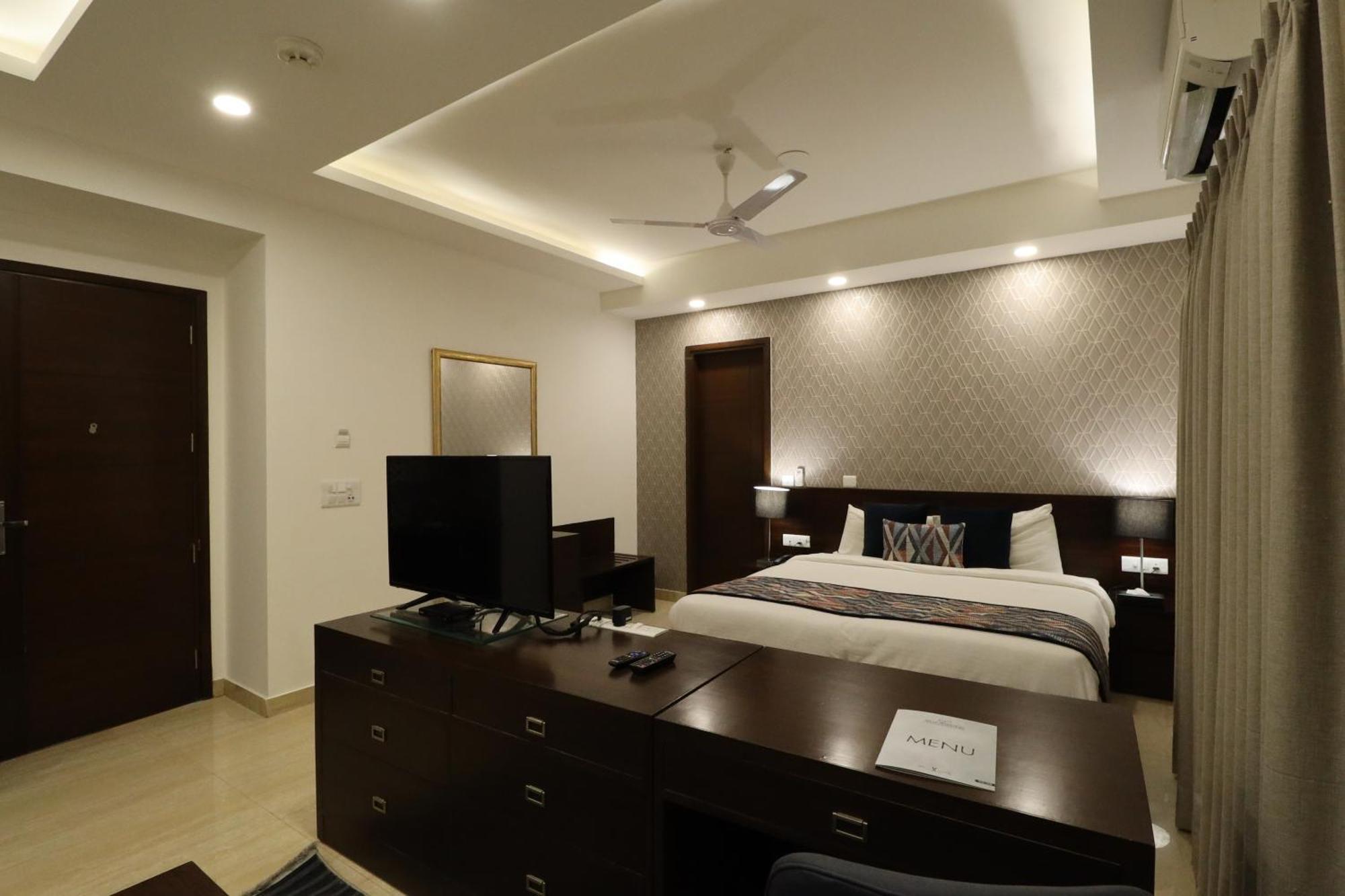 Ahuja Residency Centre Hotel Gurgaon