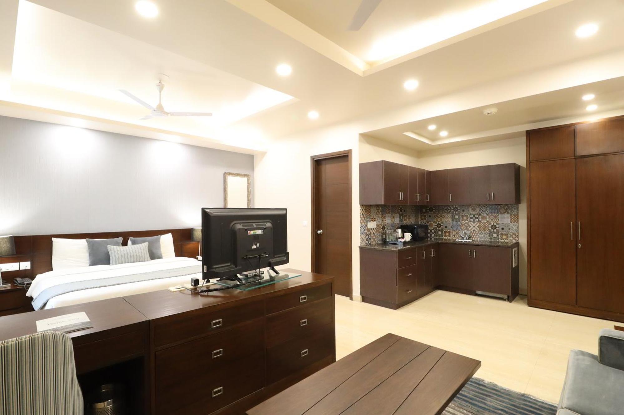Ahuja Residency Centre Hotel
