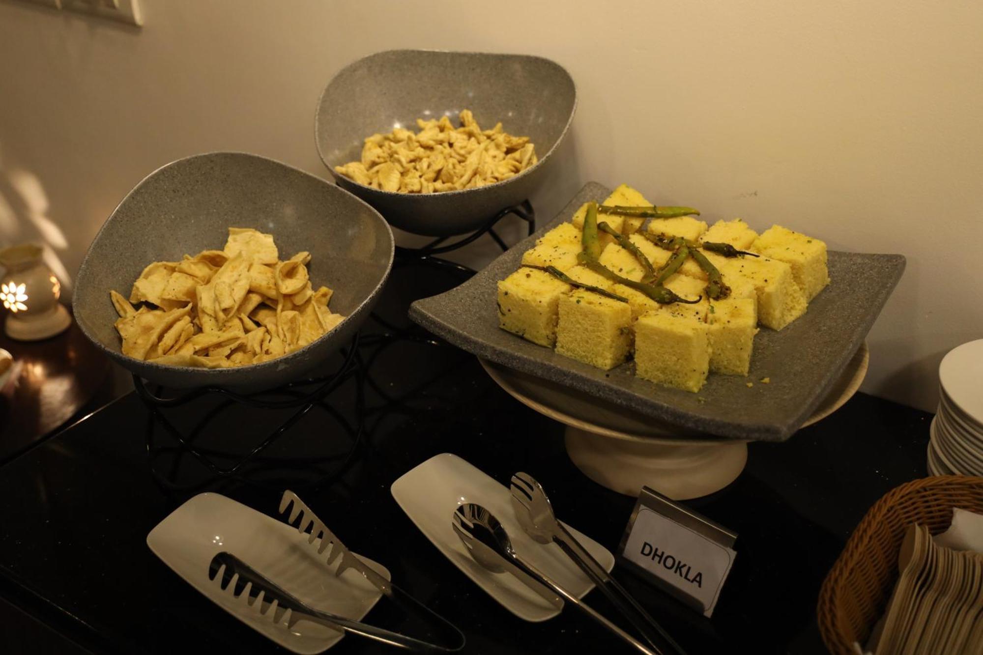 Hotel Ahuja Residency Centre 3*